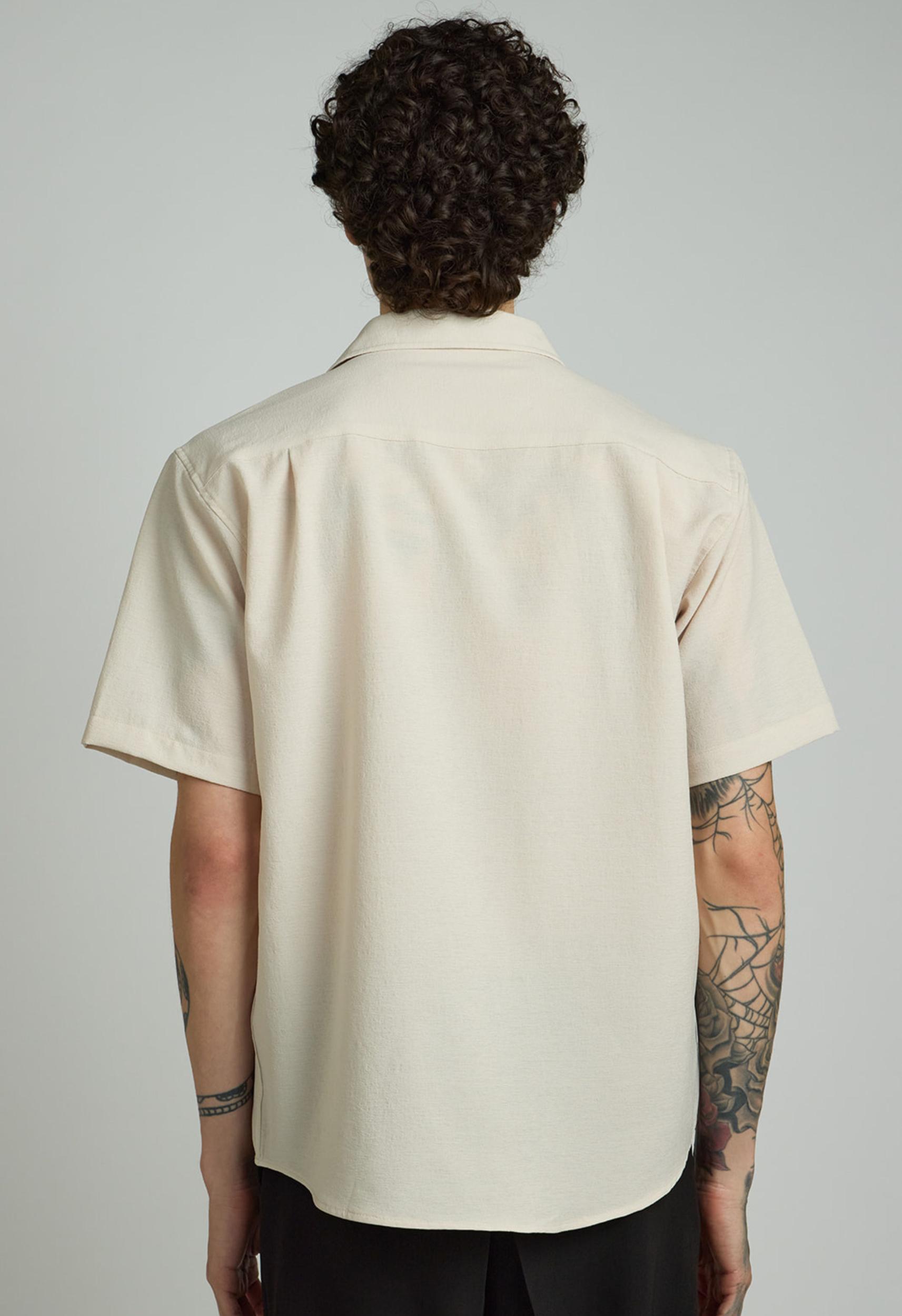 Performance Wrinkle Free Short Sleeve in Cream Product Image