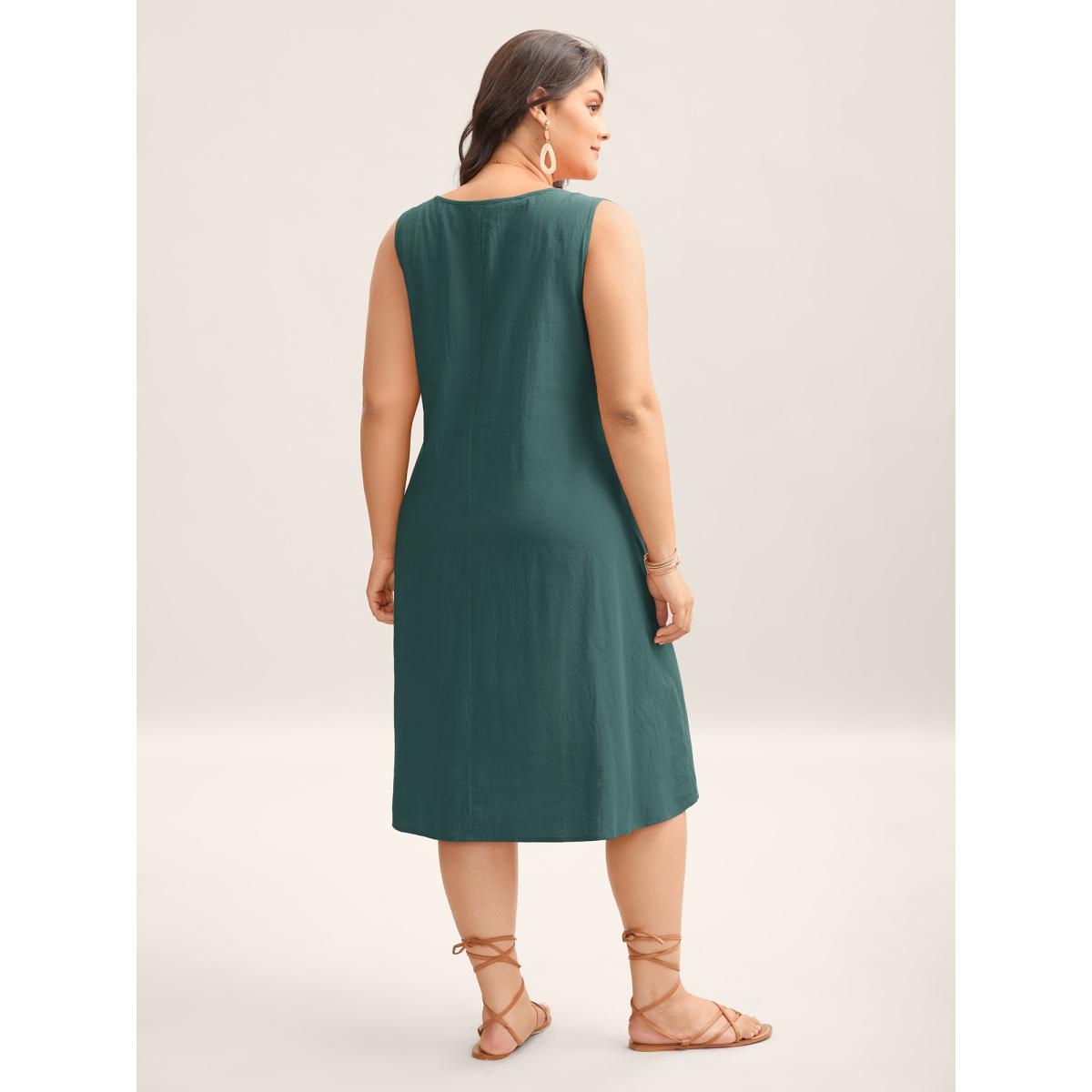 Plus Size Cotton Toothpick Pleat Plain Midi Dress Aegean Women Resort Notched collar Sleeveless Curvy BloomChic 22-24/3X Product Image