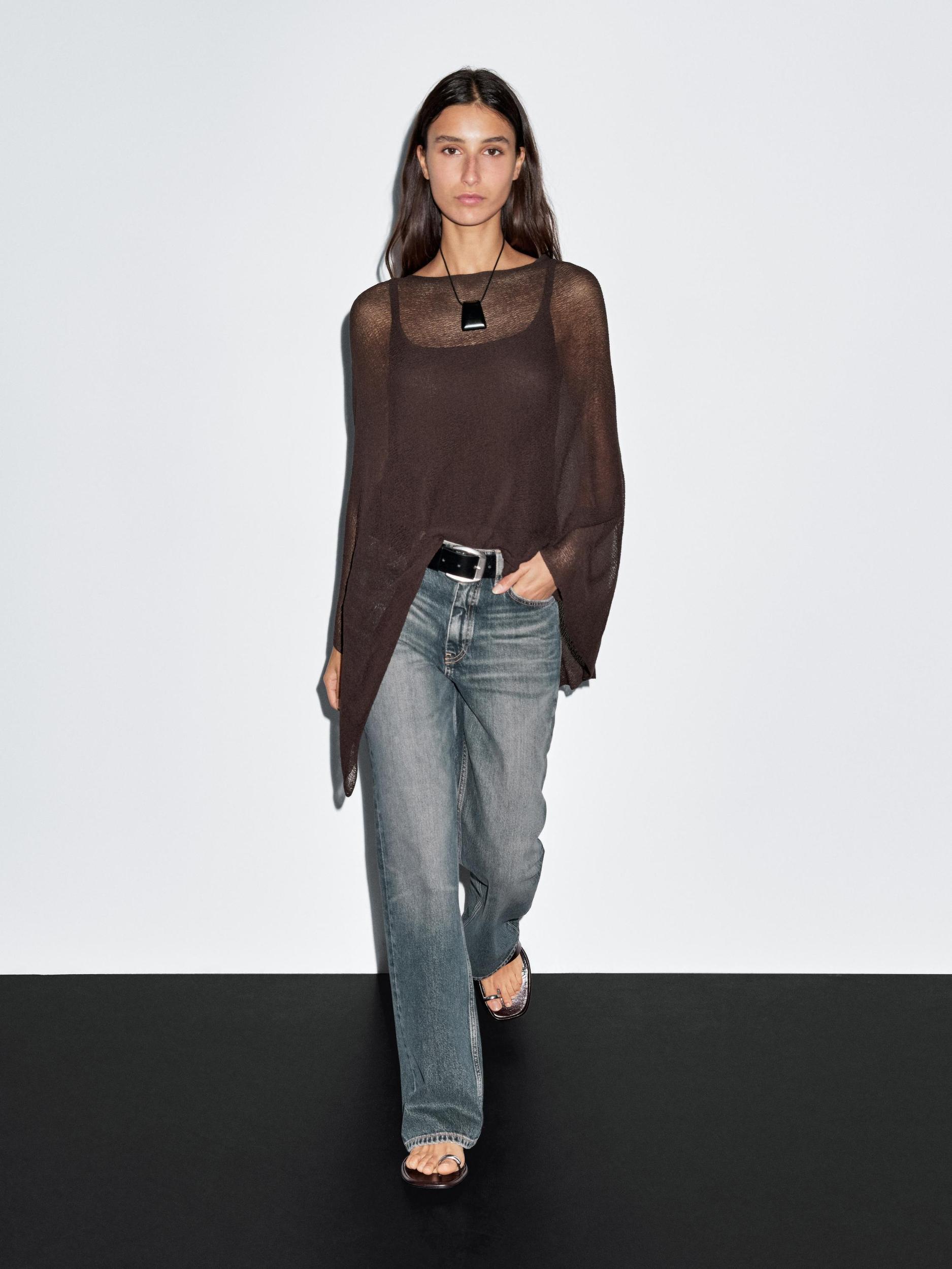 Asymmetric knit cape Product Image