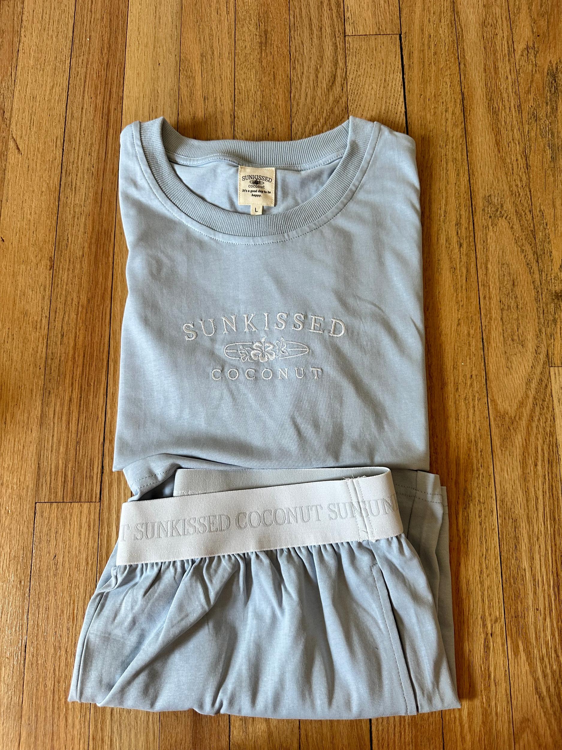 Hamptons Blue Basic Watercolor shorts Product Image