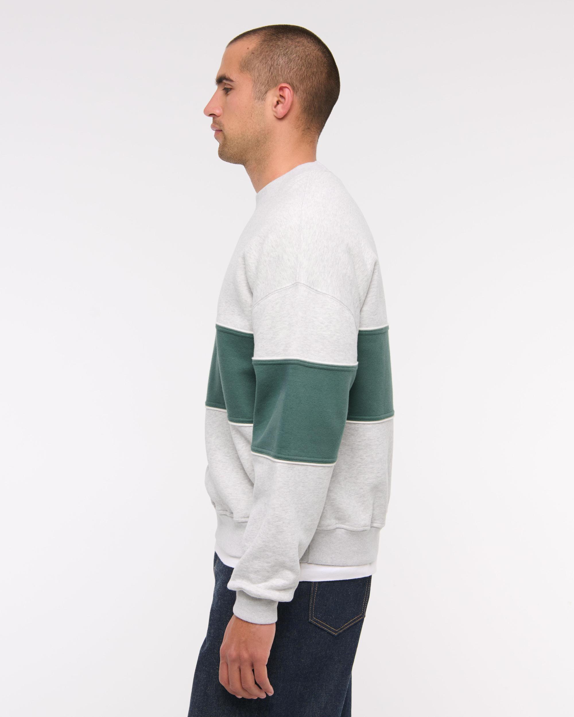 Essential Crew Sweatshirt Product Image