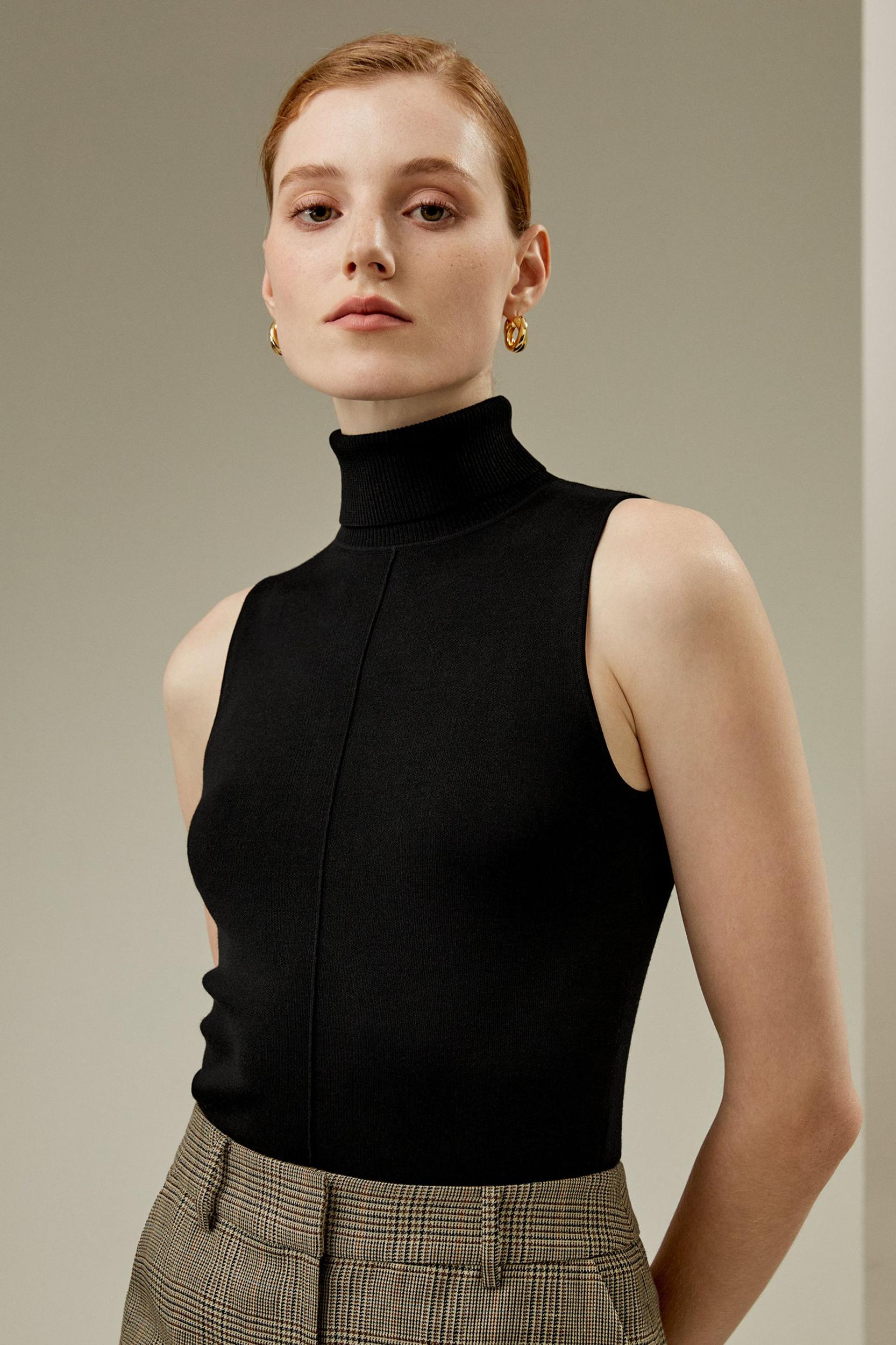 Silk Knitted Turtleneck Sleeveless Top Product Image