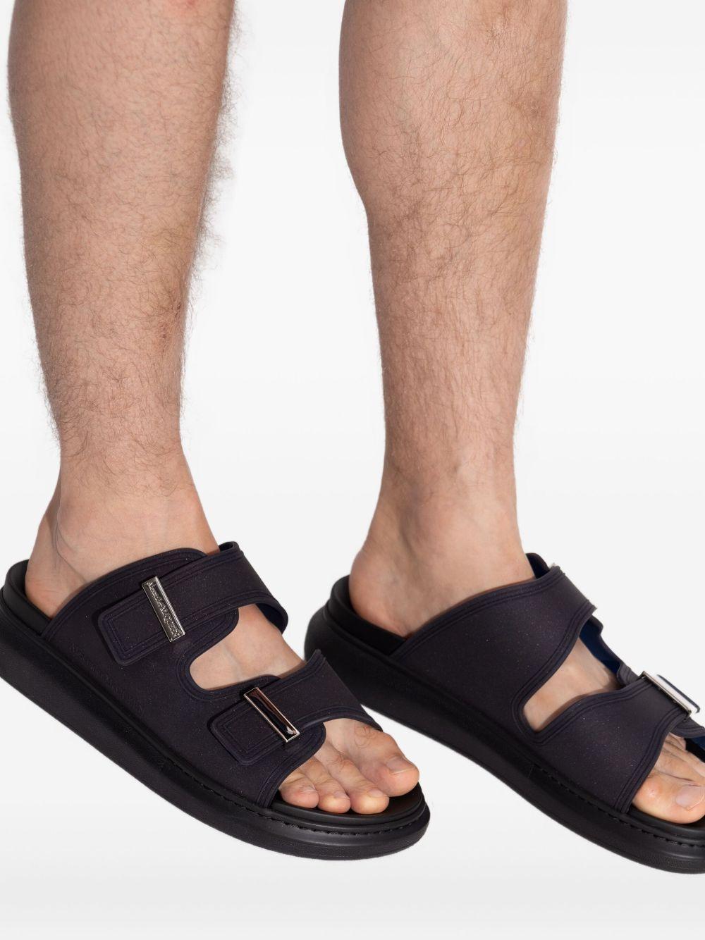 round-toe sandals Product Image