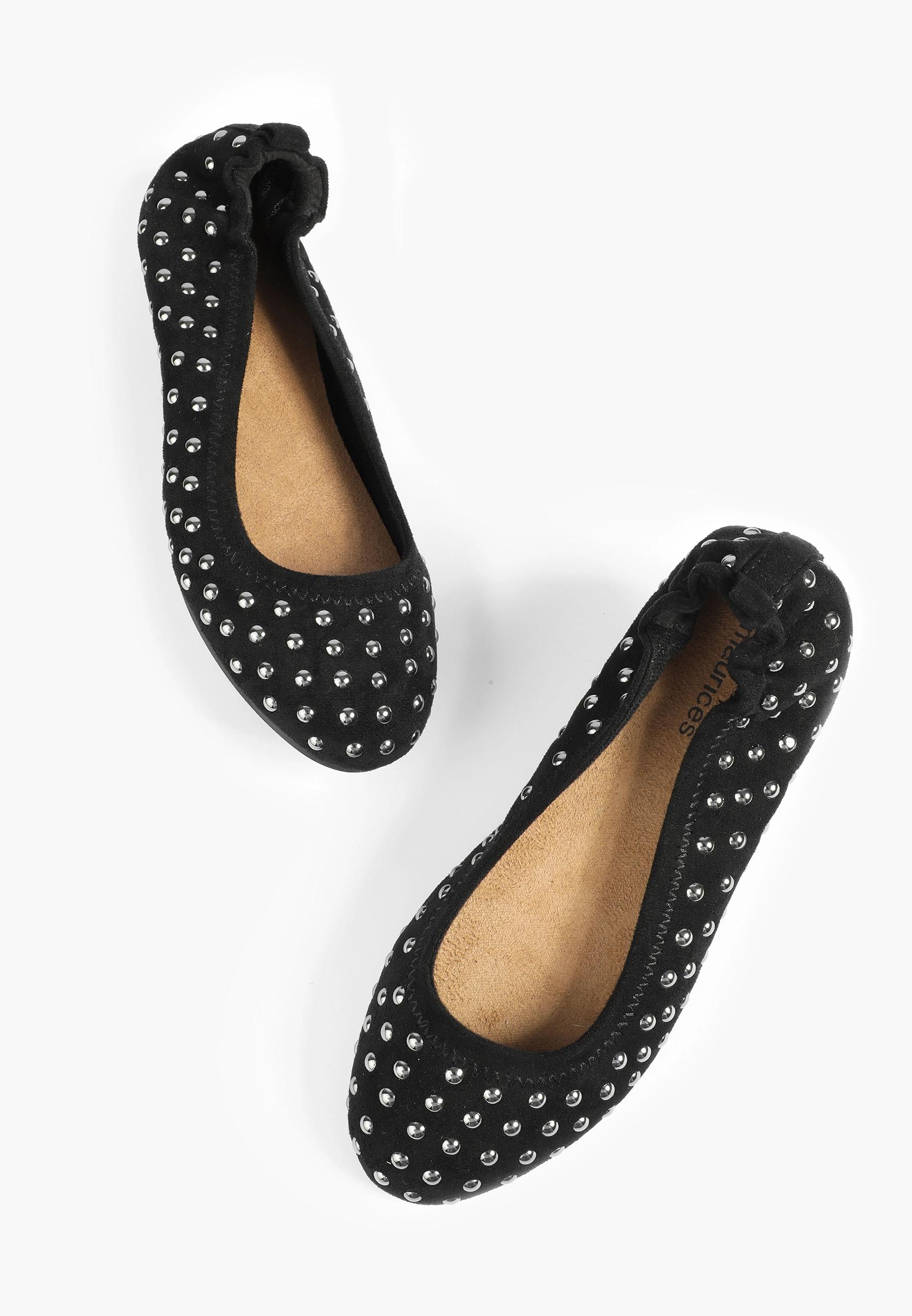 SuperCush Gwen Studded Scrunch Back Flat Product Image