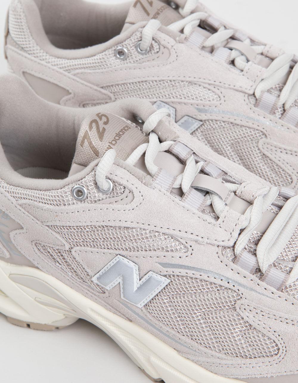 NEW BALANCE 725V1 Shoes - MUSHROOM Product Image