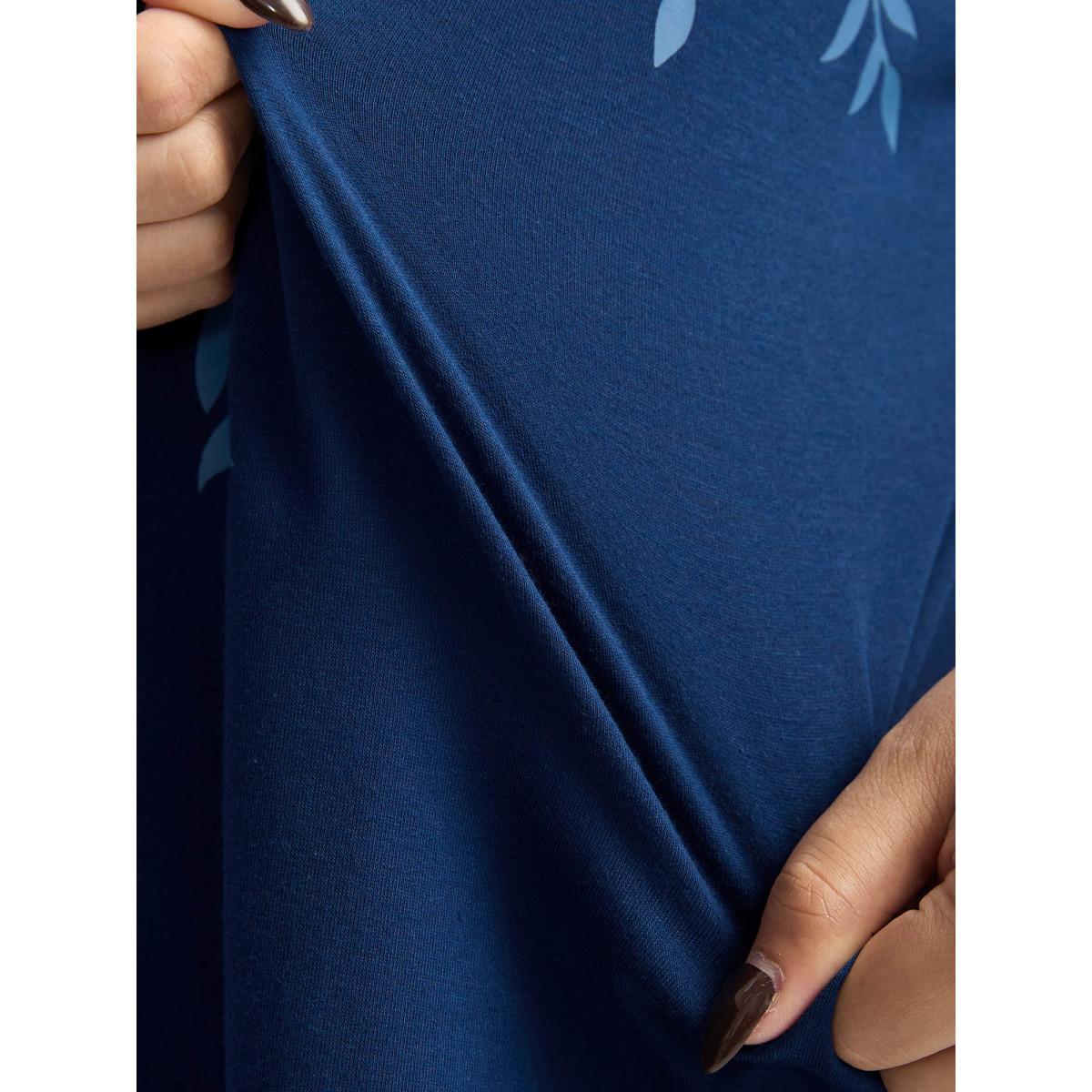 Plus Size V Neck Floral Print Stretchy T-Shirt Navy Women Non V-neck Everyday-Elegant T-shirts BloomChic 12/L Product Image