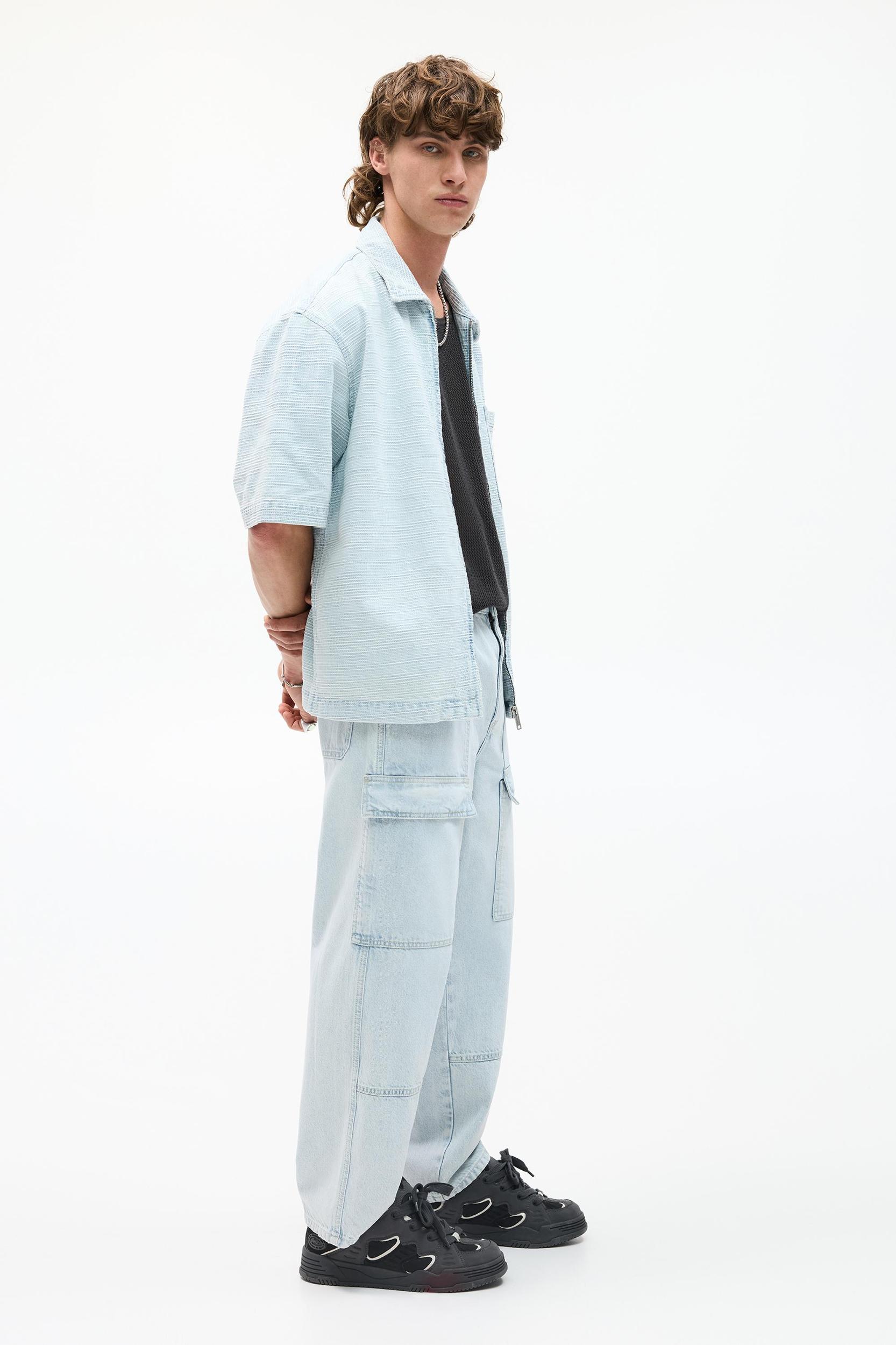 Baggy cargo jeans Product Image