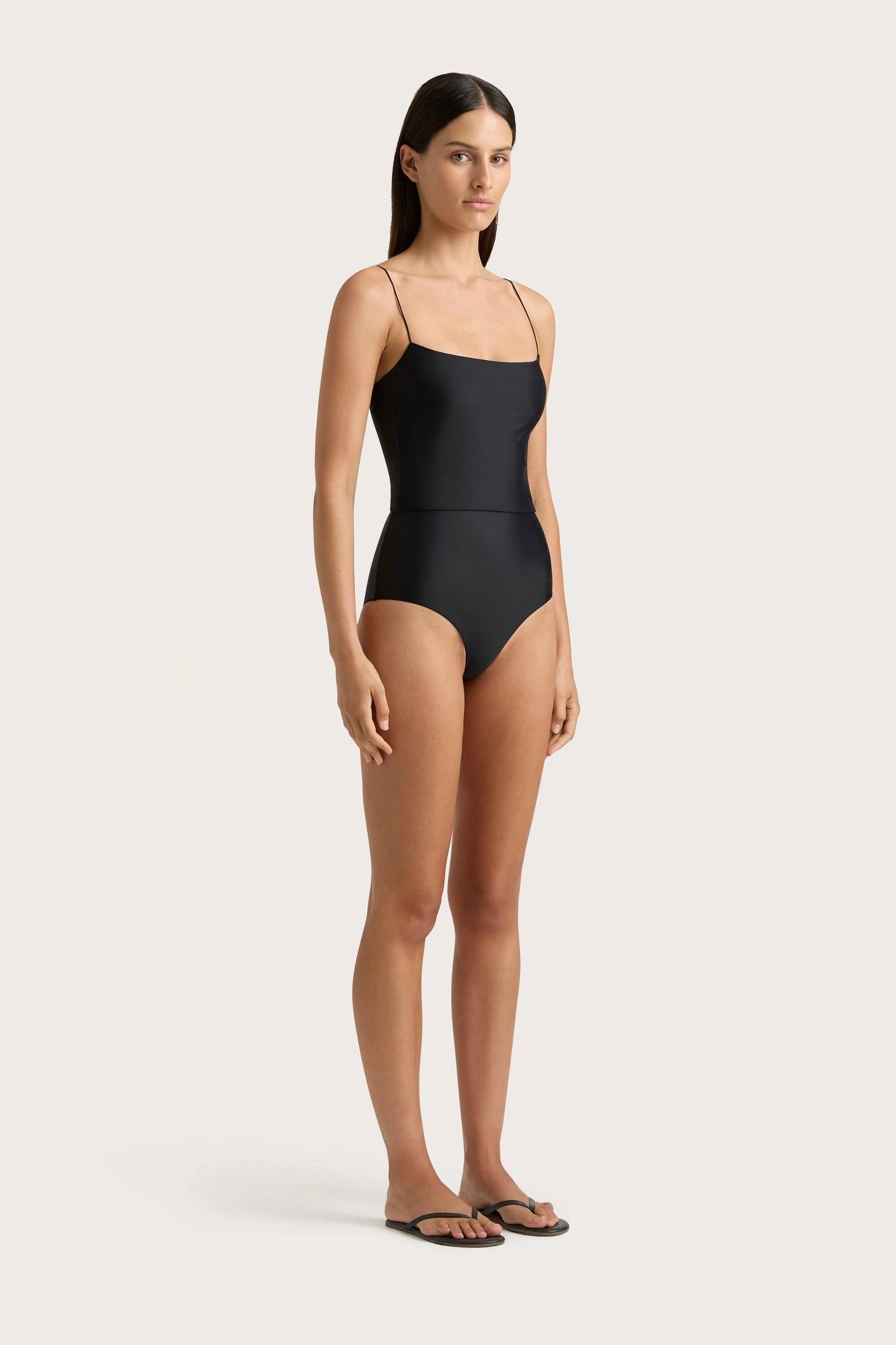 Elea Crop Top Black - Final Sale Product Image