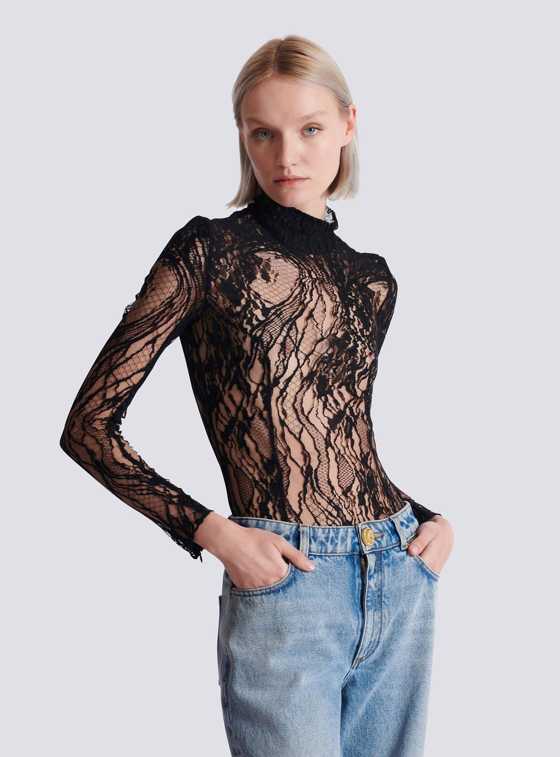 Long-sleeved lace body Product Image
