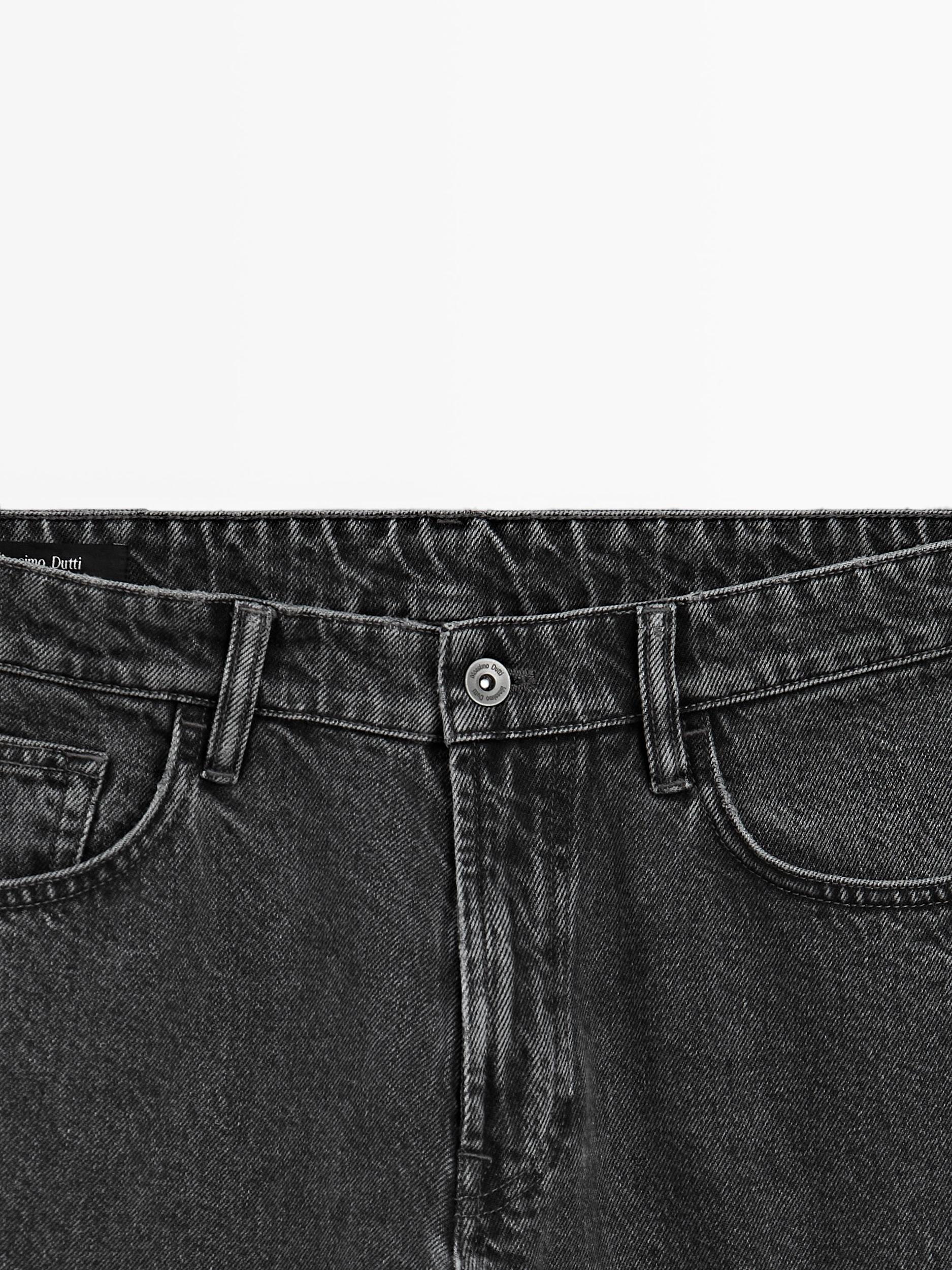 Tapered fit jeans Product Image