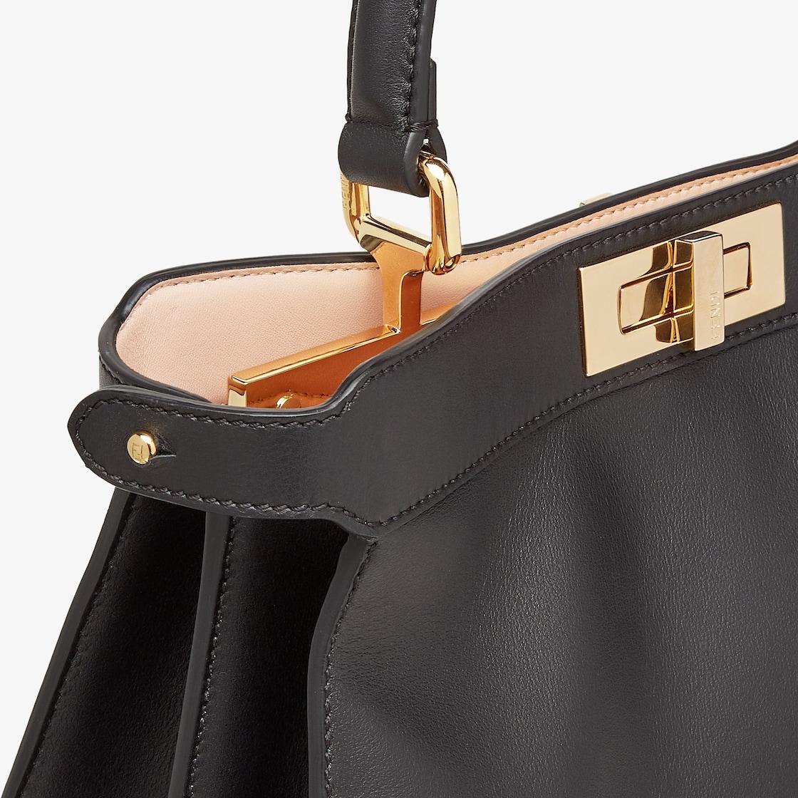 Peekaboo ISeeU MediumBlack, calf leather bag Product Image