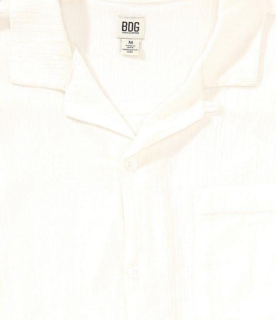 BDG Urban Outfitters Short Sleeve Woven Crinkled Shirt Product Image