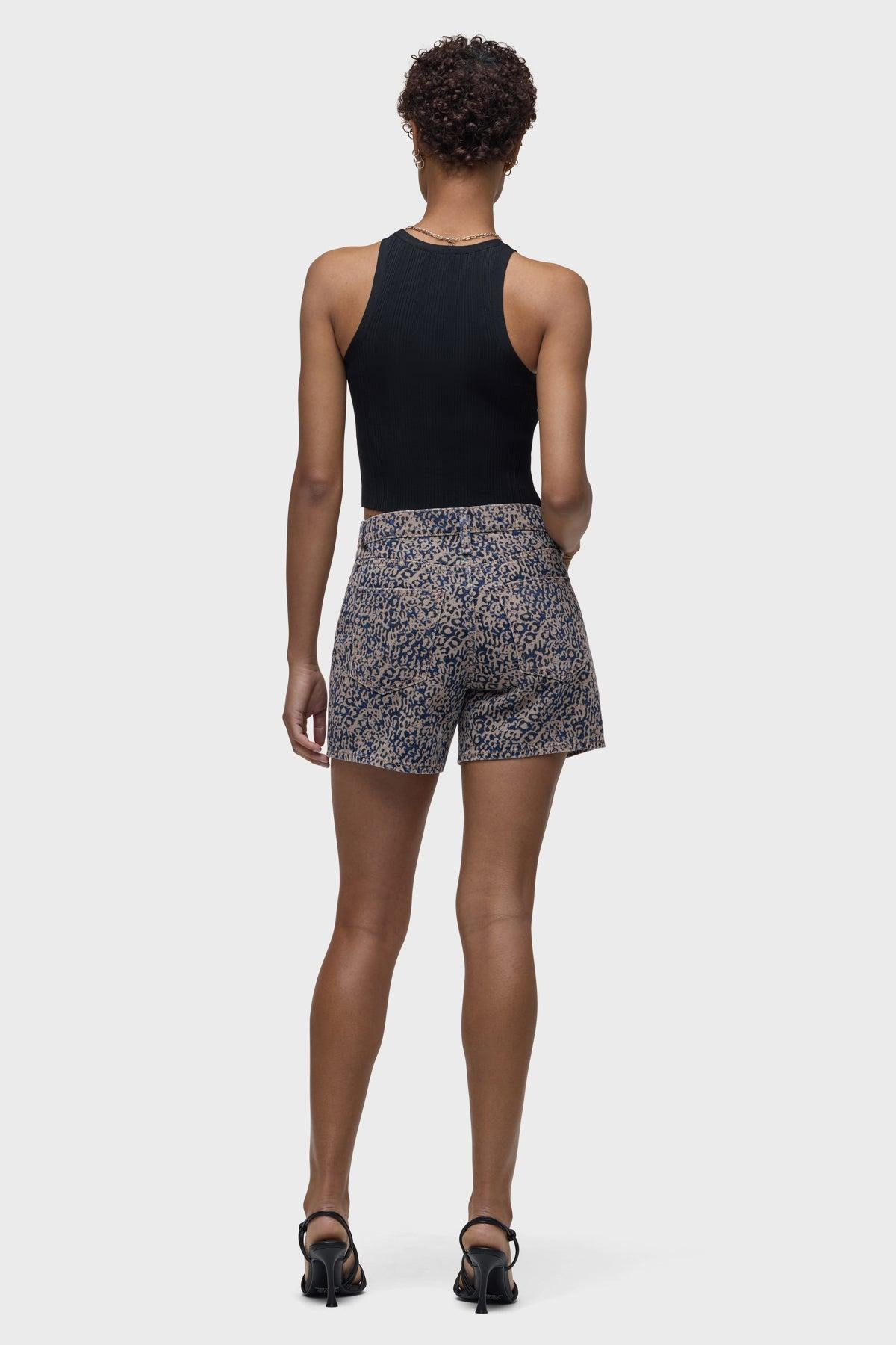 Devon Boyfriend Short Female Product Image