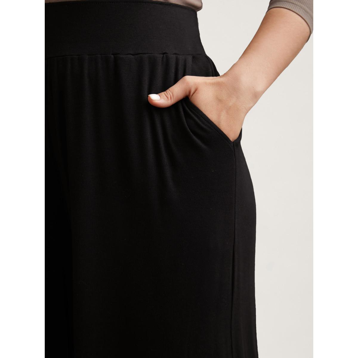 Plus Size Stretchy Waist Straight-Leg Pants Women Black Leisure Wide Leg Mid Rise Casual Pants BloomChic 18-20/2X Product Image