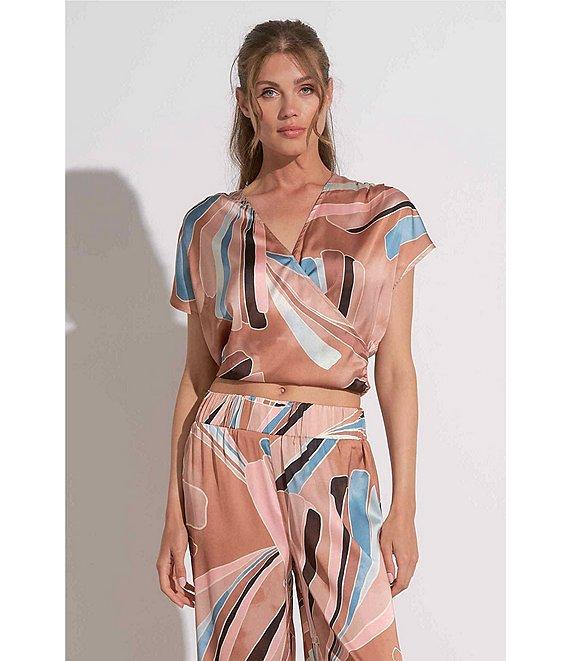 ELAN Coordinating Printed V-Neck Short Sleeve Top Product Image