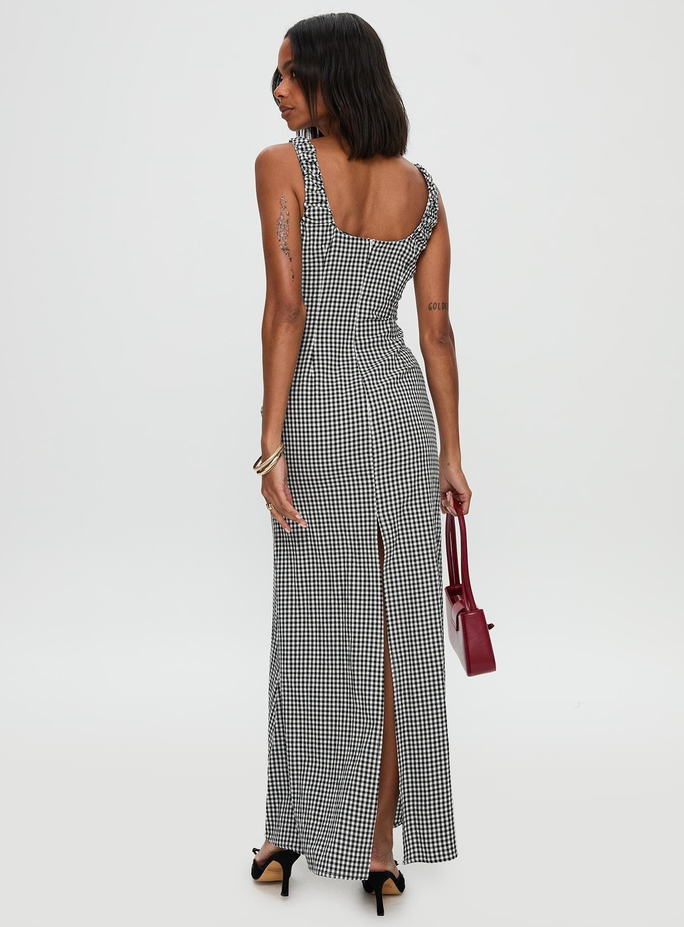 Roundtrip Maxi Dress Black / White Product Image