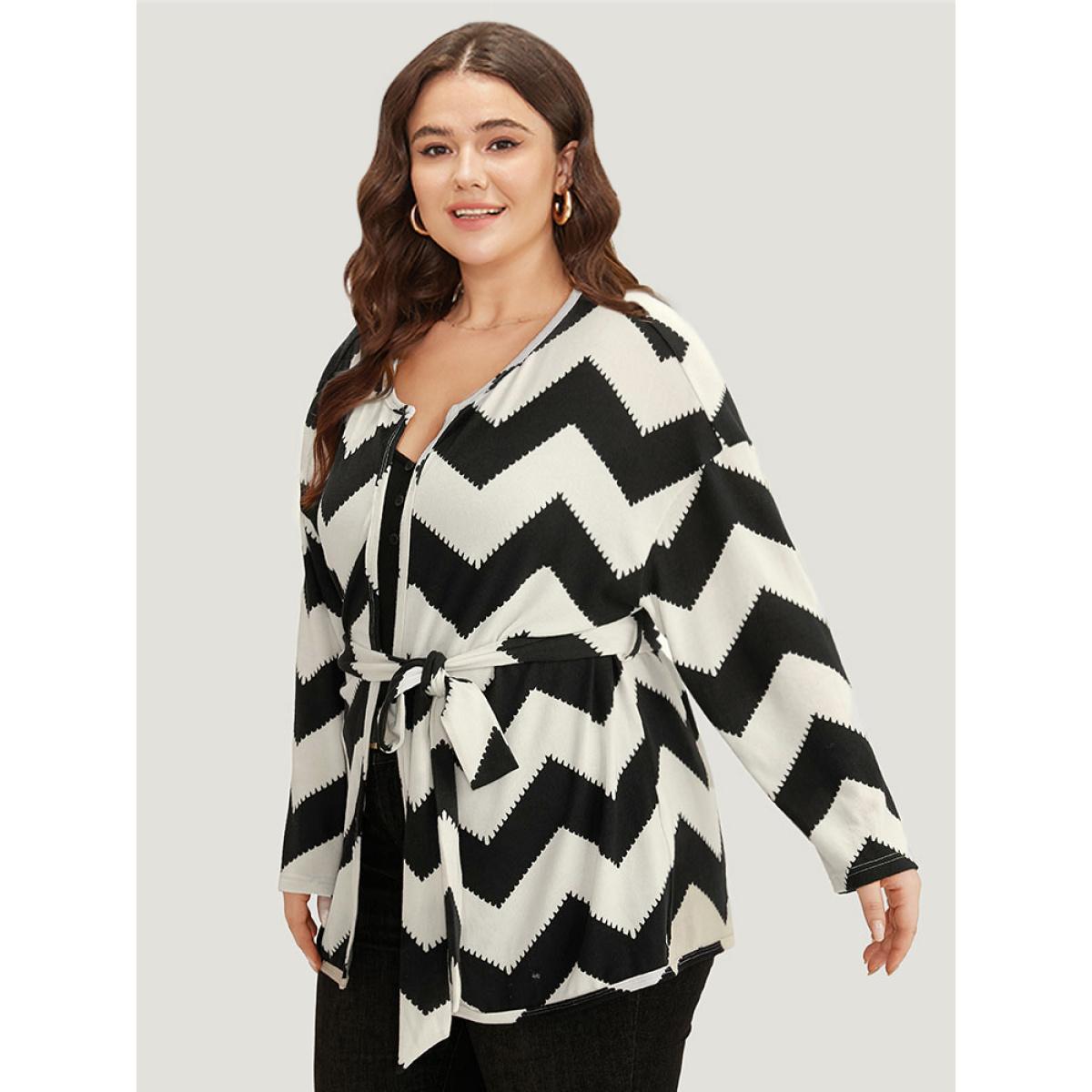 Plus Size Supersoft Essentials Halloween Geometric Belted Kimono Women Black Casual Belted Belt Dailywear Kimonos BloomChic 26/4X Product Image