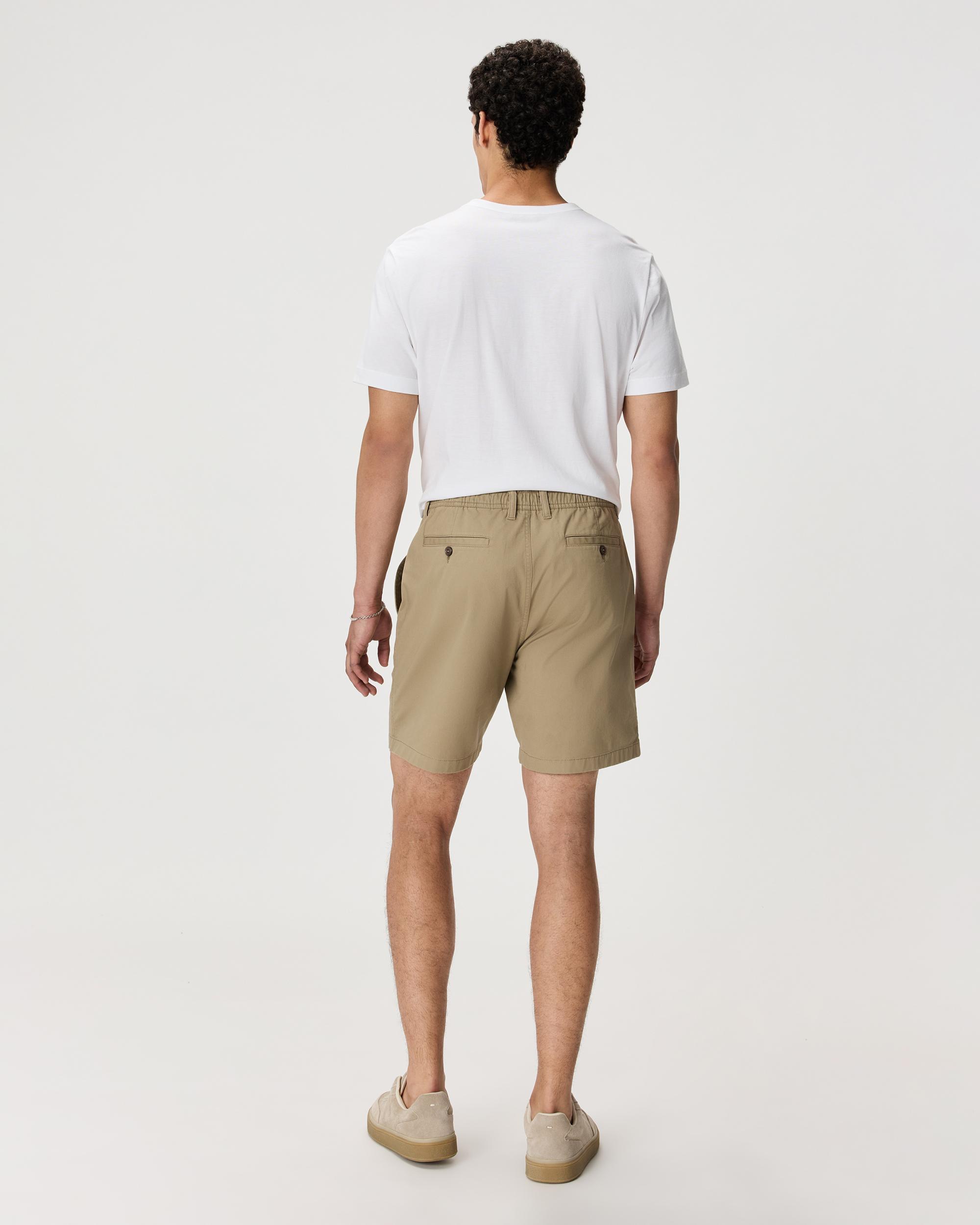Quince | Men's Organic Stretch Cotton Pull On Chino Shorts 7" Organic Cotton Product Image