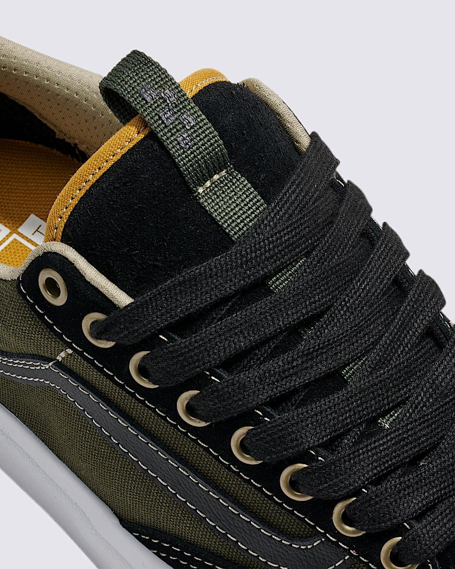 Skate Old Skool 36+ Shoe in Dan Green / Black| Vans US Product Image