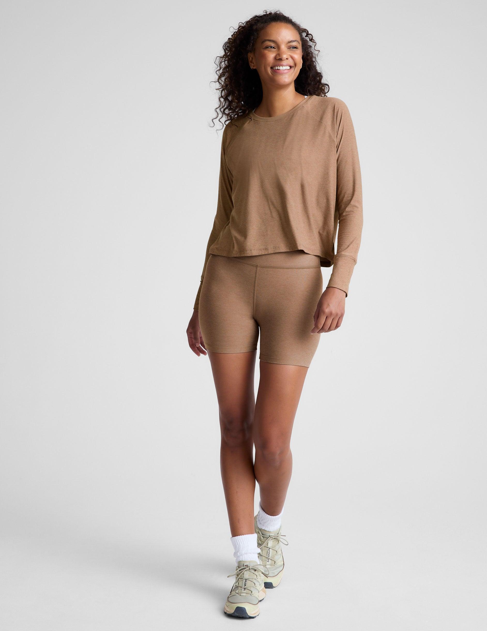 Featherweight Daydreamer Pullover Product Image