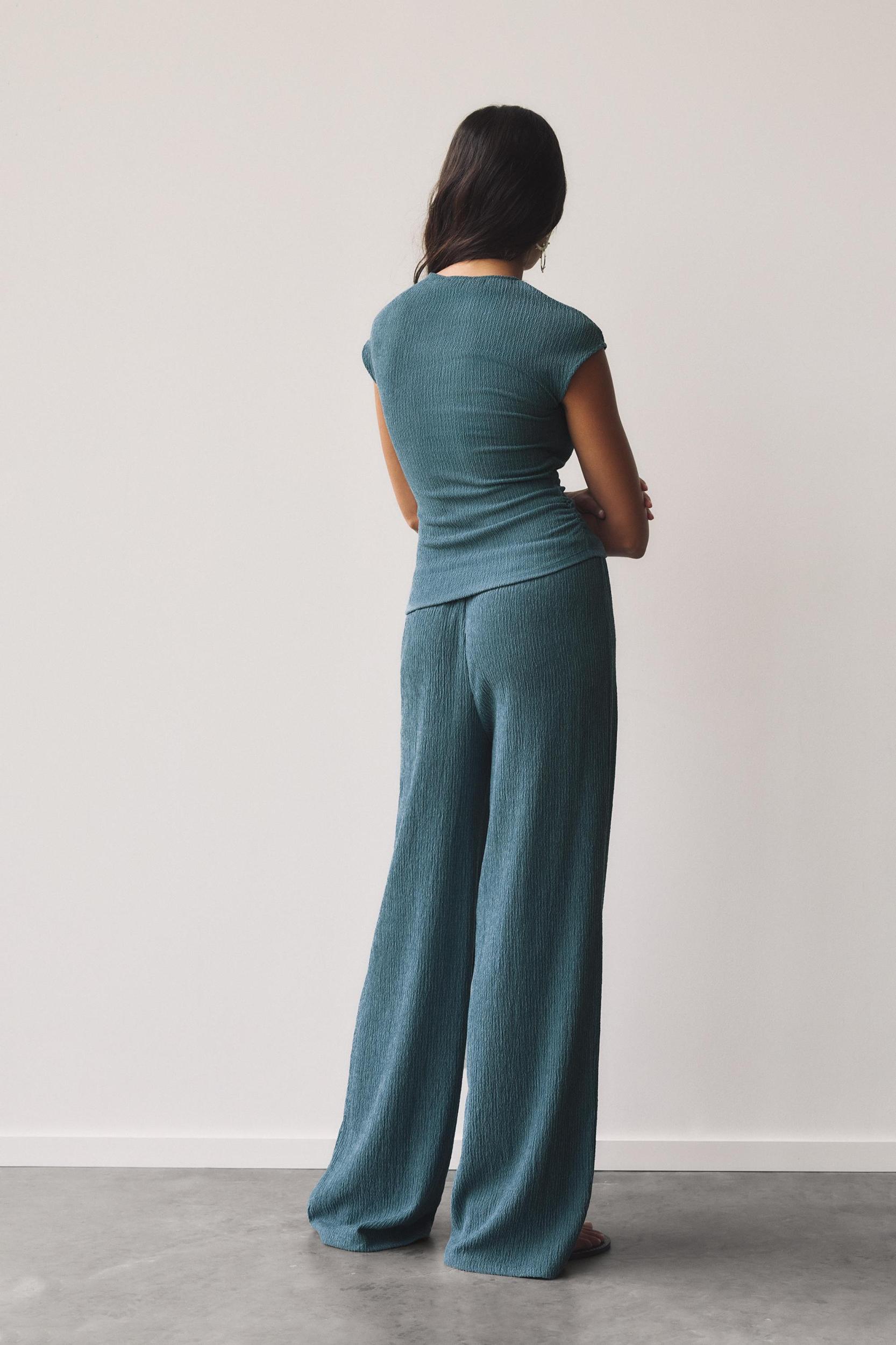 Crepe top Product Image