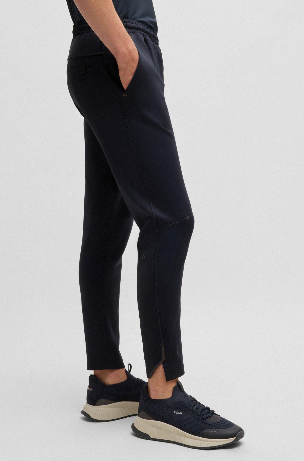 Active tracksuit bottoms in stretch fabric with moisture management Product Image