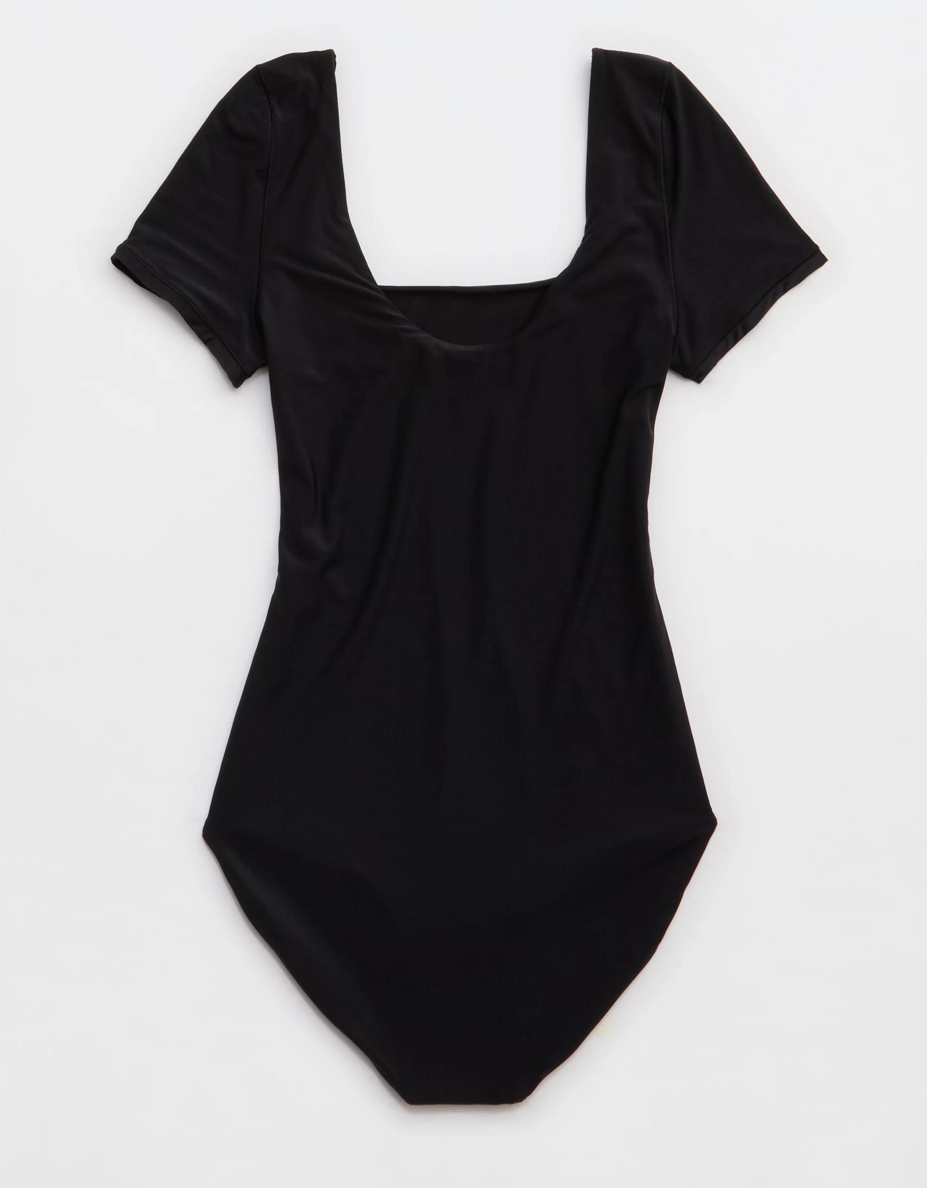 SMOOTHEZ Short Sleeve Square Neck Bodysuit  Product Image