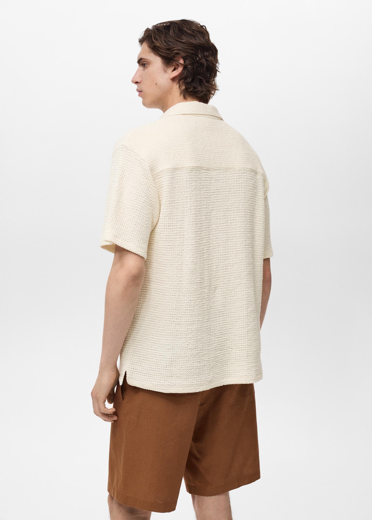 Crochet cotton polo shirt - Men | MANGO USA Product Image