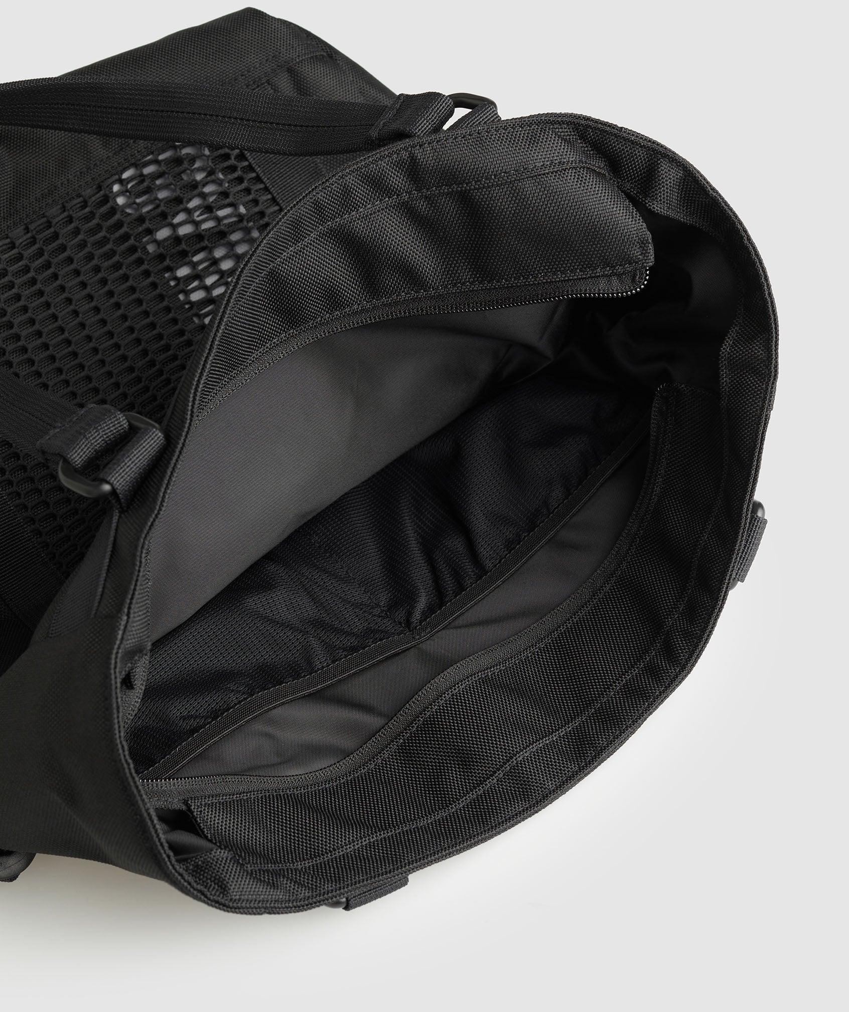 Pursuit Tote Product Image