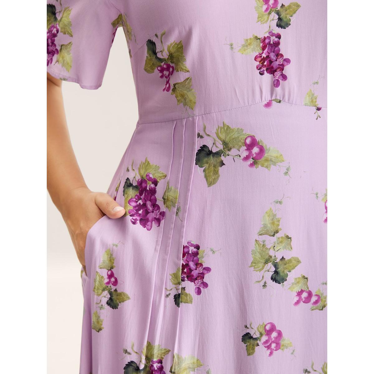 Plus Size Fruity Floral Print Toothpick Pleat Maxi Dress Lilac Women V-neck Short sleeve Curvy BloomChic 14-16/1X Product Image