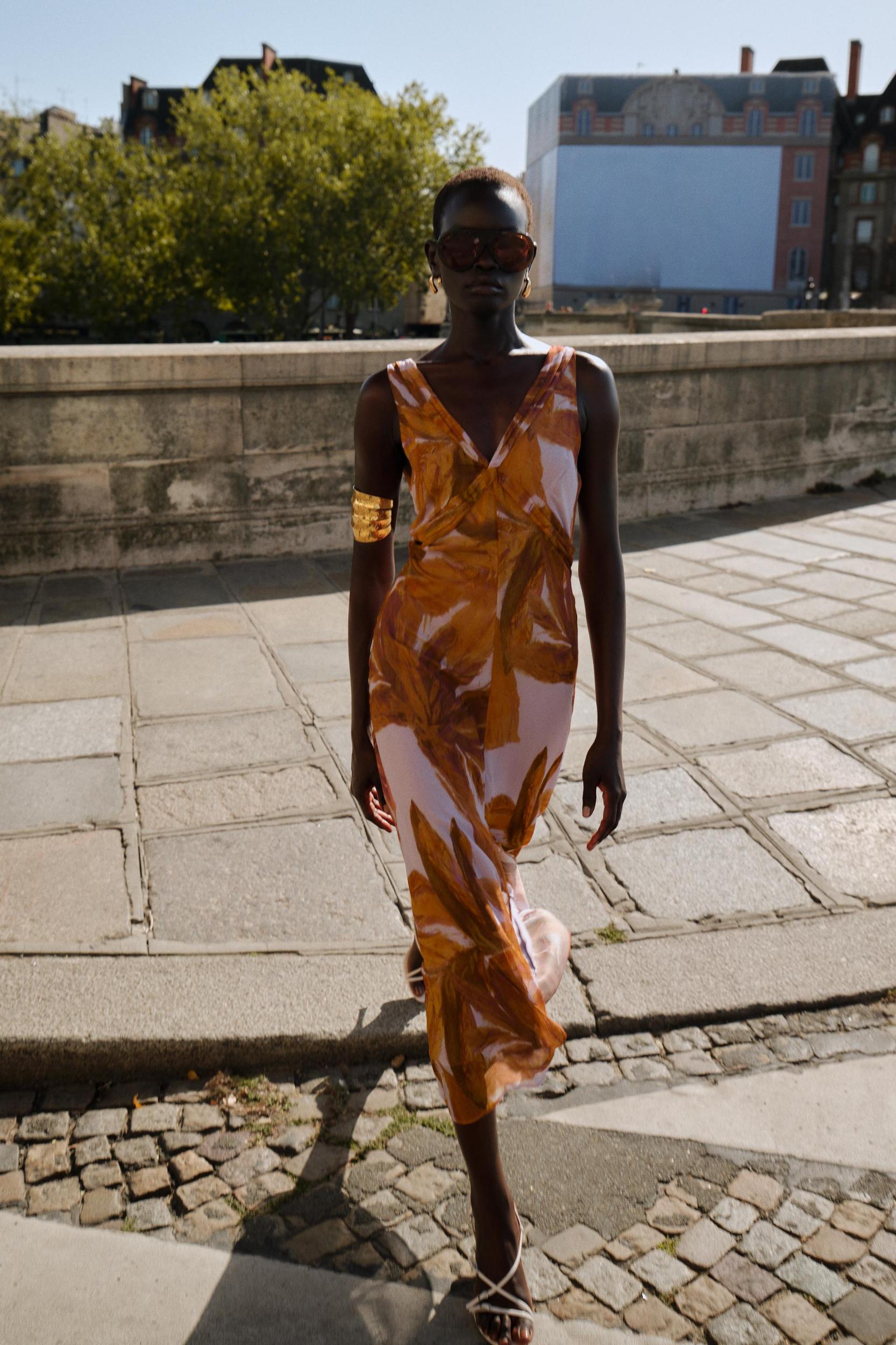 PRINTED MIDI DRESS Product Image