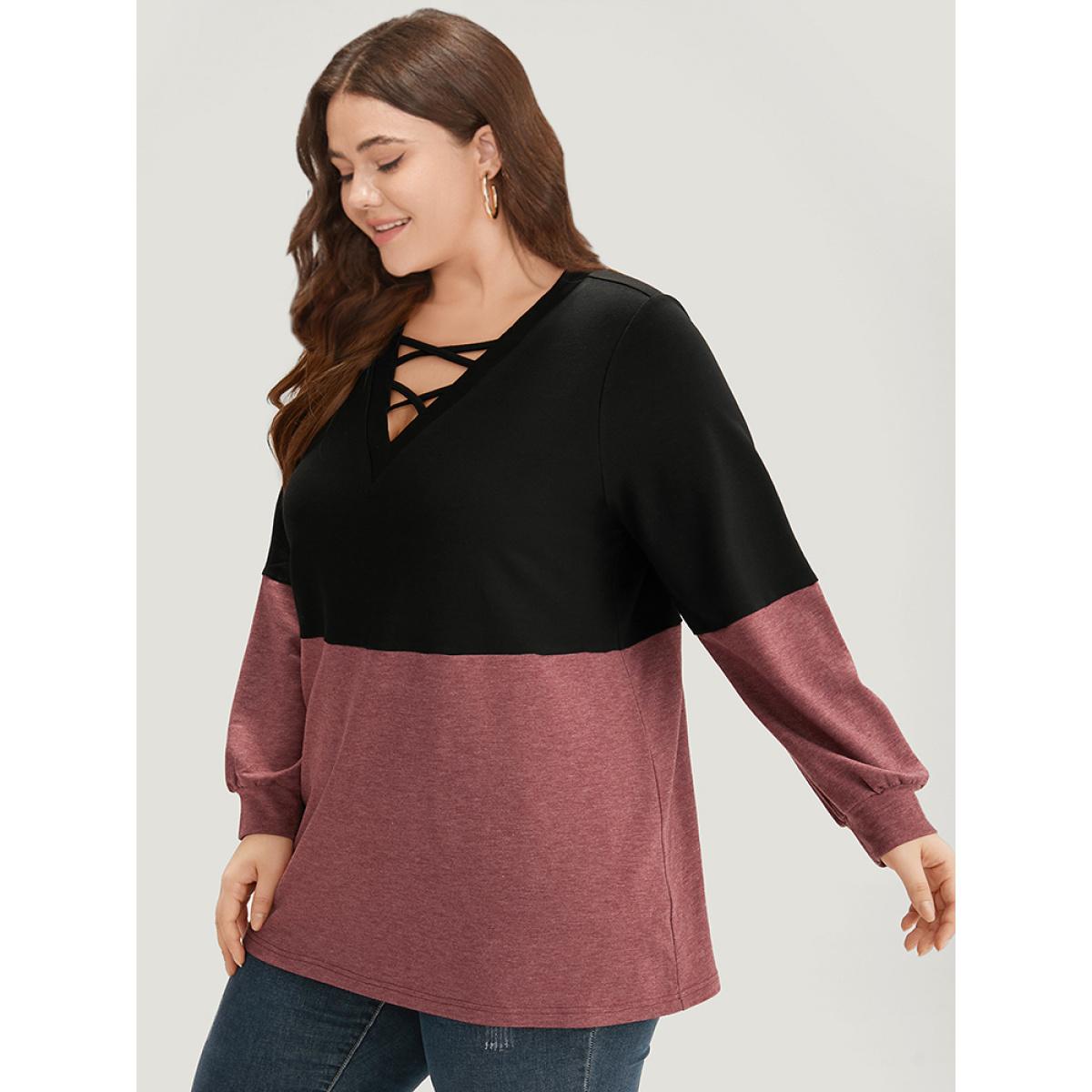 Plus Size Two Tone Patchwork Elastic Cuffs Crisscross Sweatshirt Women Black Casual Elastic cuffs V-neck Dailywear Sweatshirts BloomChic 30/6X Product Image