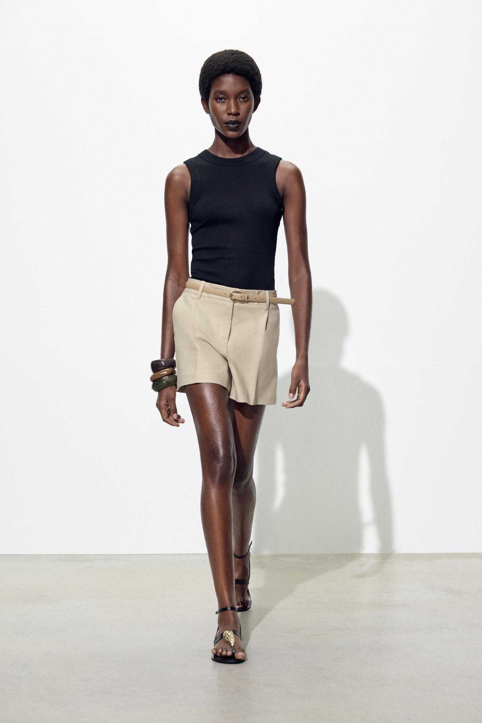 BELTED SHORTS WITH DARTS Product Image