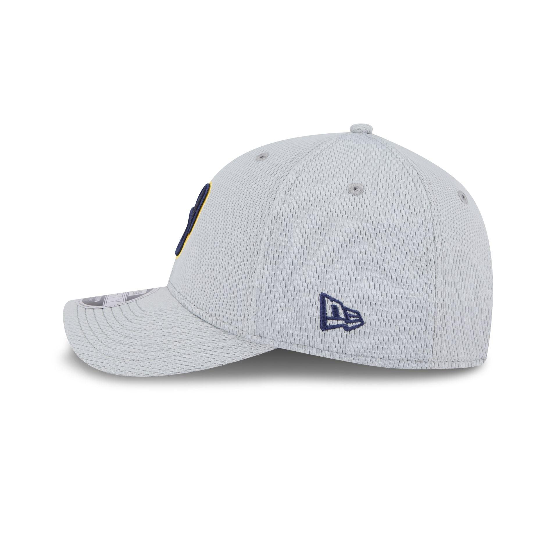 Milwaukee Brewers 2025 Clubhouse Gray 9FORTY M-Crown Snapback Hat Male Product Image