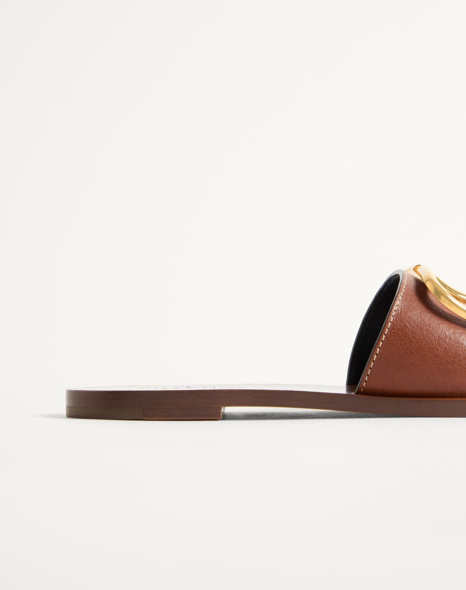 Vlogo Signature Slide Sandal In Grainy Cowhide With Accessory Product Image