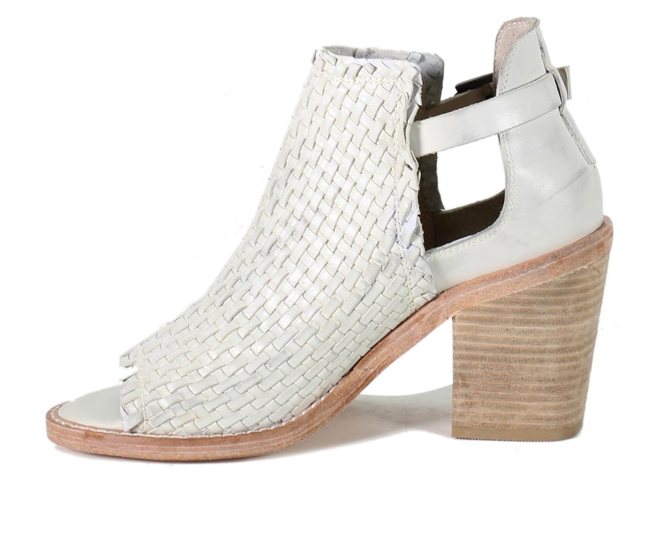 Women's DIBA TRUE Zest Fully Booties Product Image