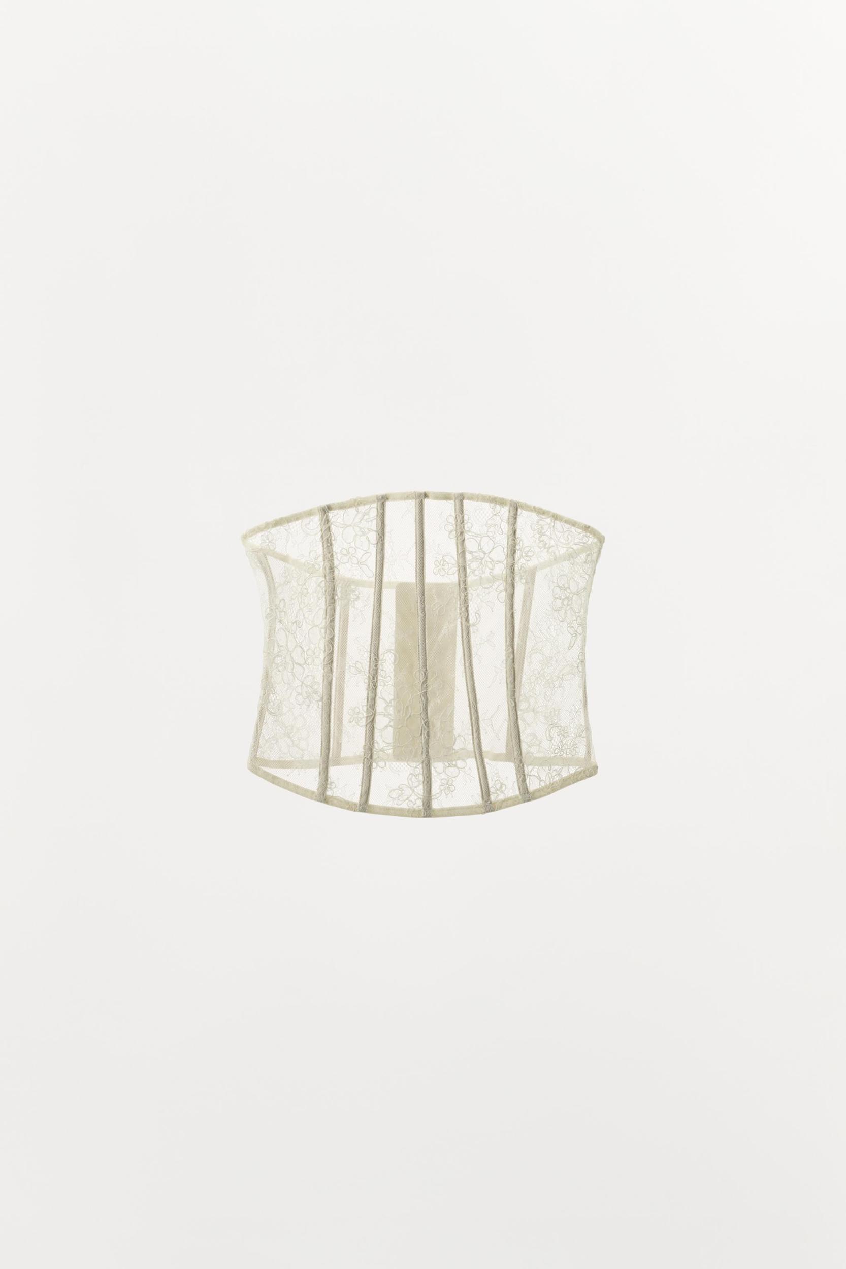 LIMITED EDITION LACE THONG Product Image