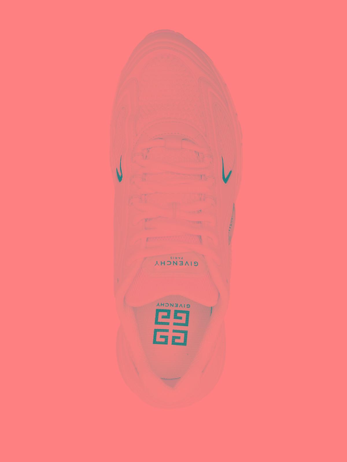 GIVENCHY Sneakers In White Product Image