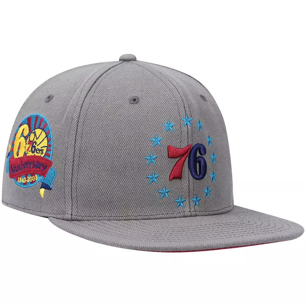 Men's Mitchell & Ness Charcoal Philadelphia 76ers Hardwood Classics 60th Anniversary Carbon Cabernet Fitted Hat,  Product Image