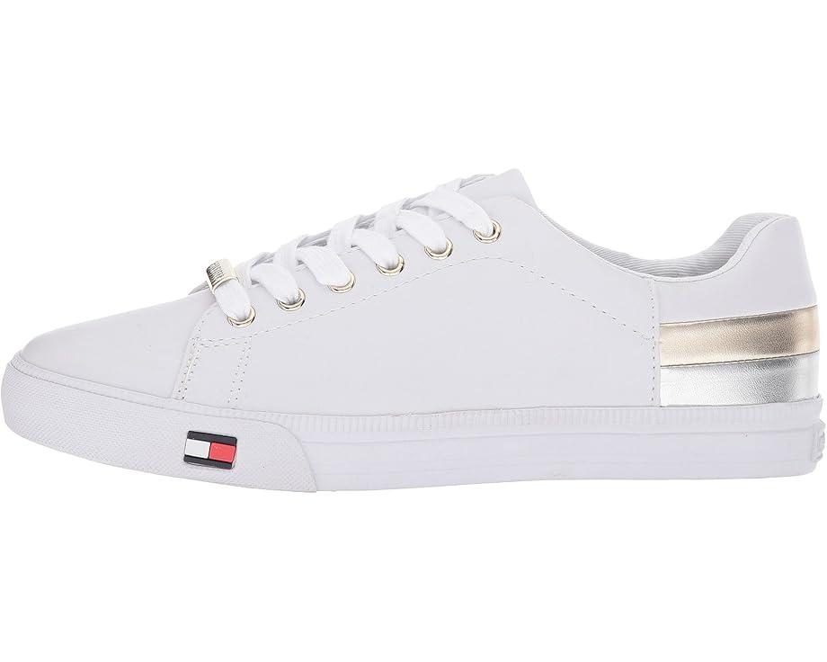 Tommy Hilfiger Product Image