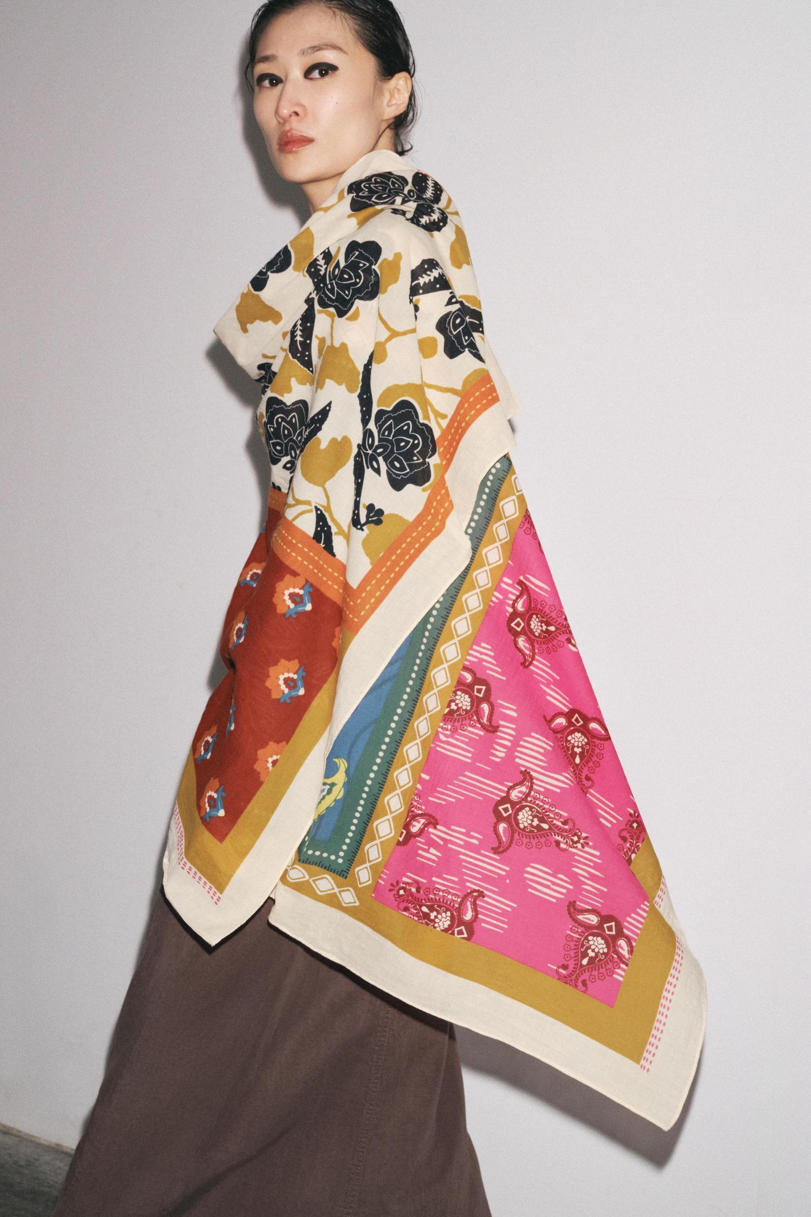 PRINTED COTTON SCARF Product Image