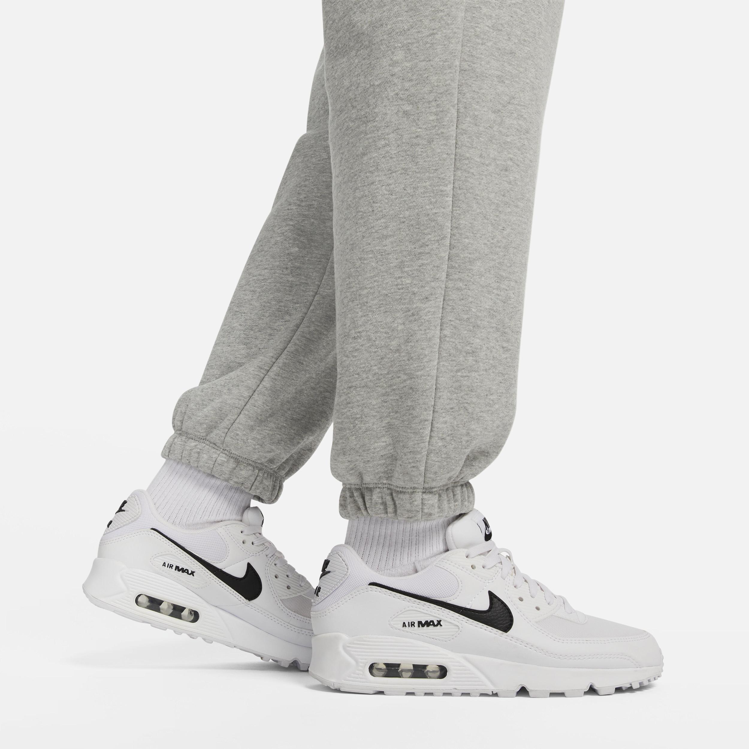 Womens Nike Sportswear Club Fleece Mid-Rise Oversized Cargo Sweatpants | DQ5196-063 Product Image