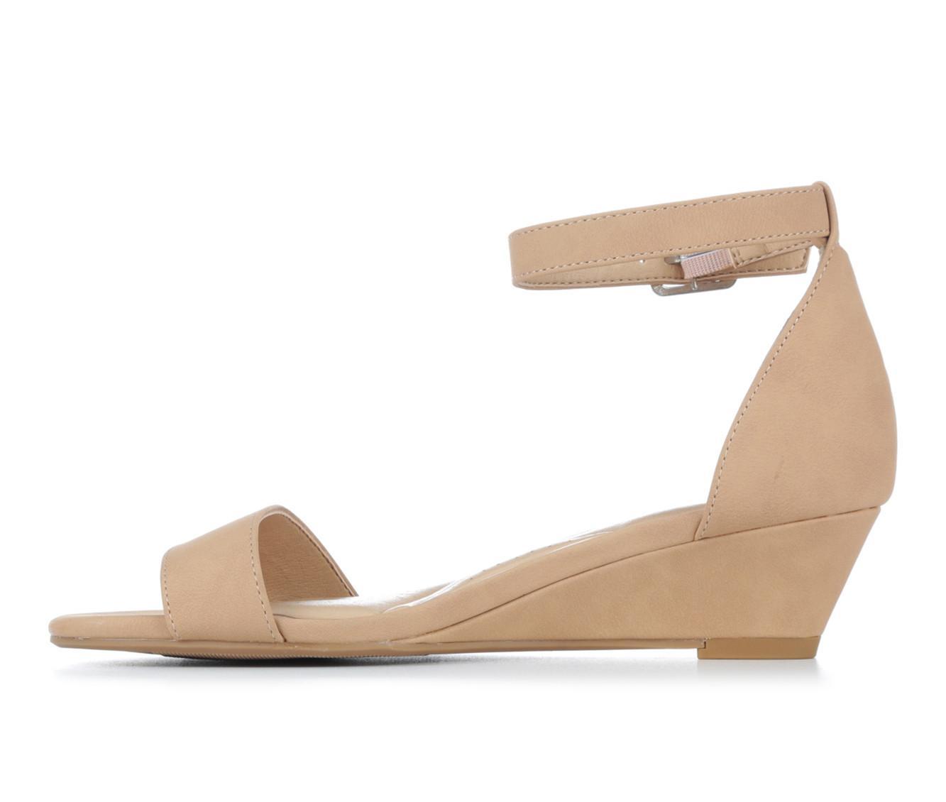 Women's Y-Not Kendall Wedges Product Image