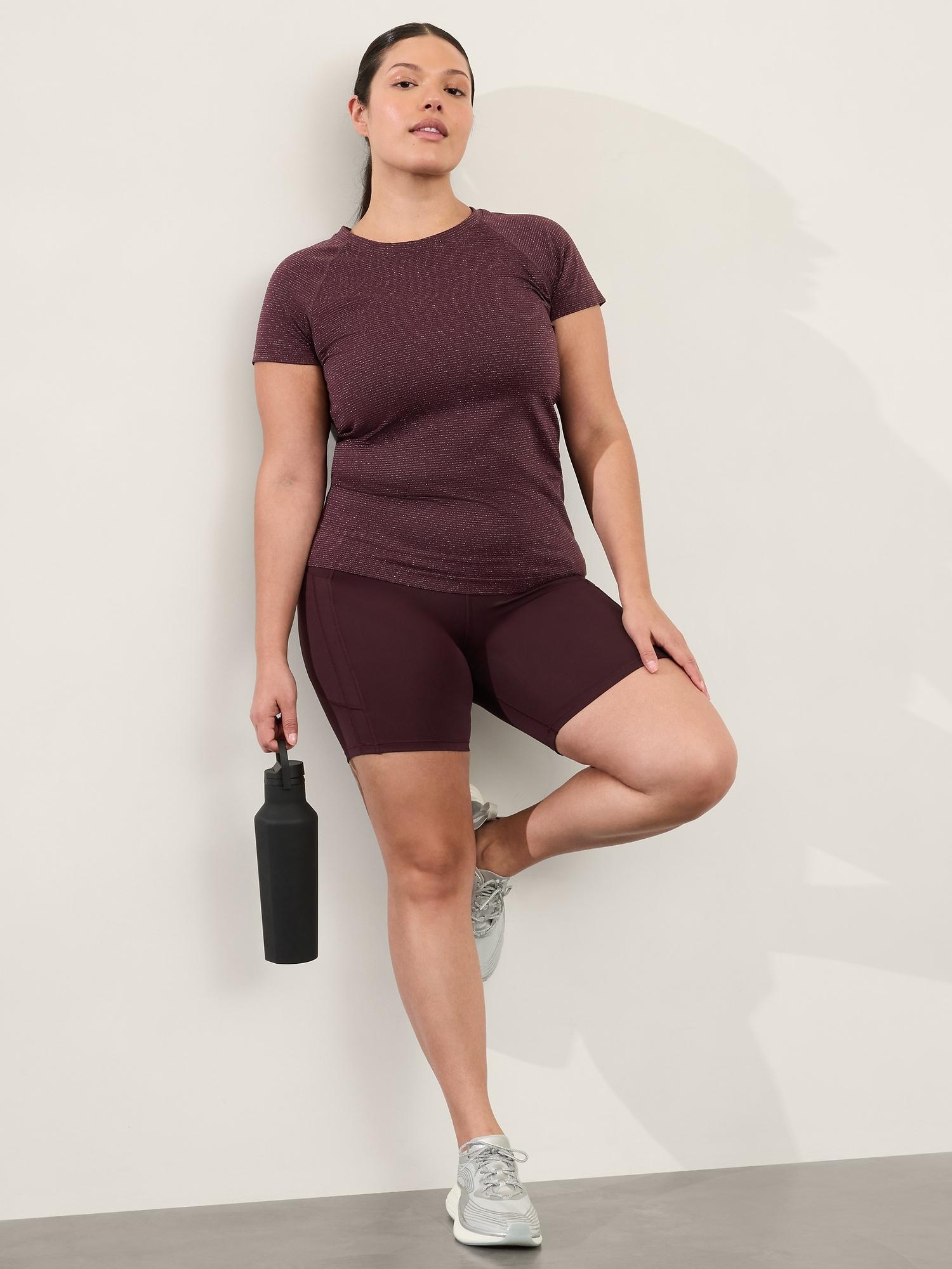 Momentum Seamless Tee Product Image