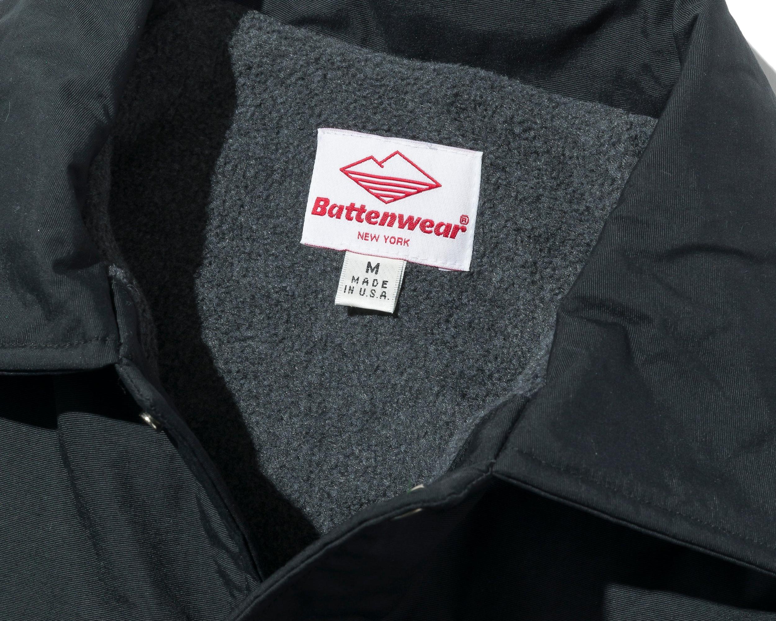 Beach Breaker (Lined) / Black Product Image