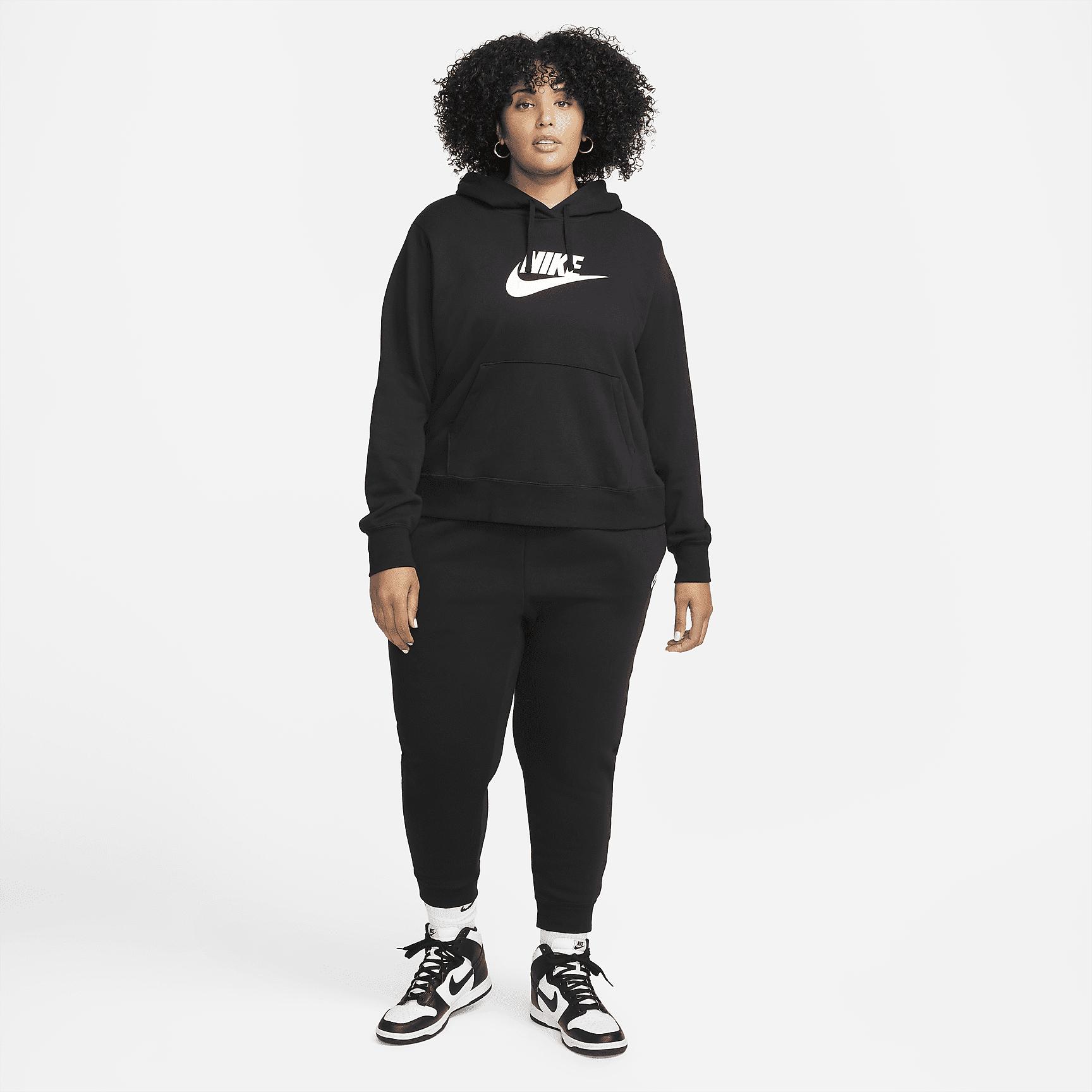 Women's Nike Sportswear Club Fleece Mid-Rise Jogger Pants (Plus Size) Product Image