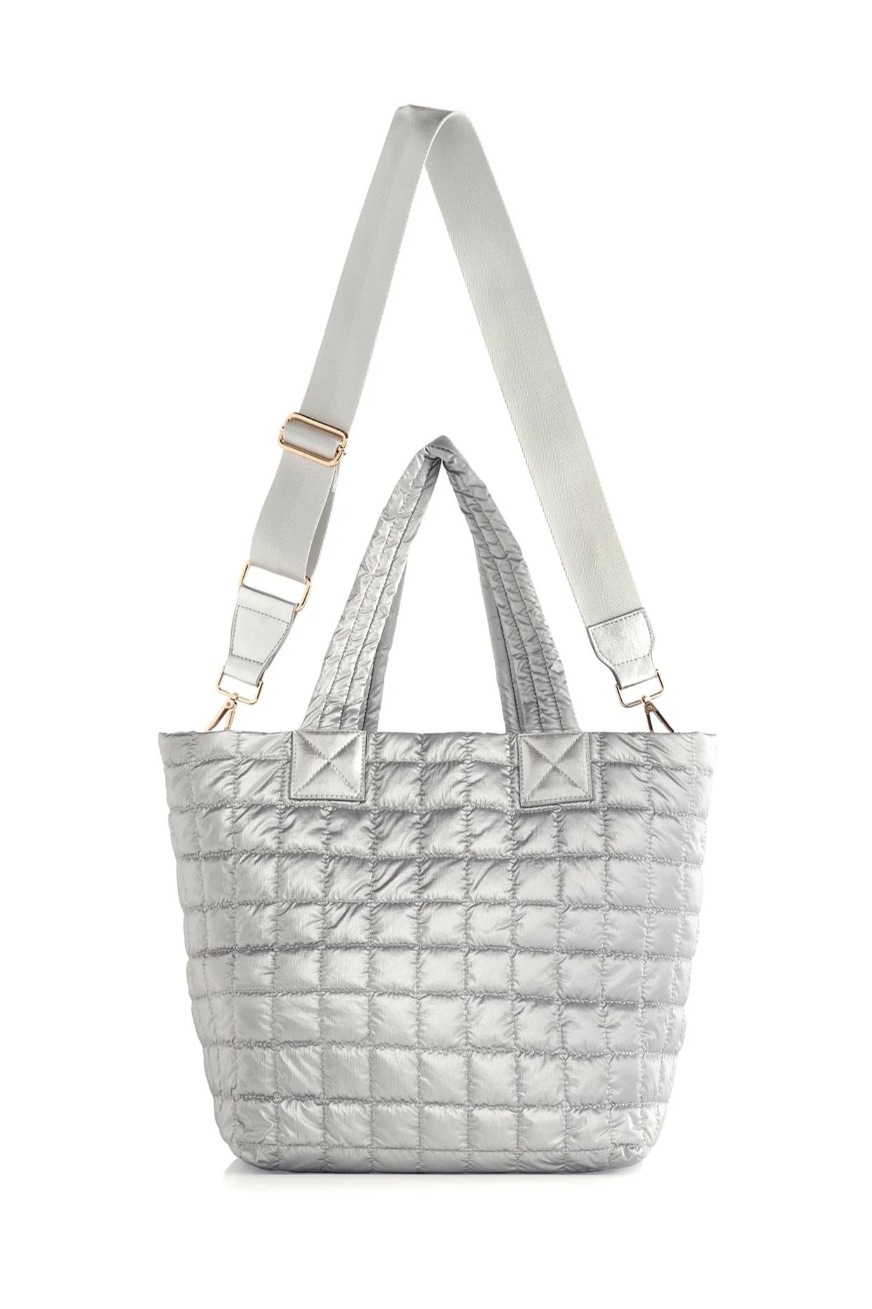 Logan Tote Product Image