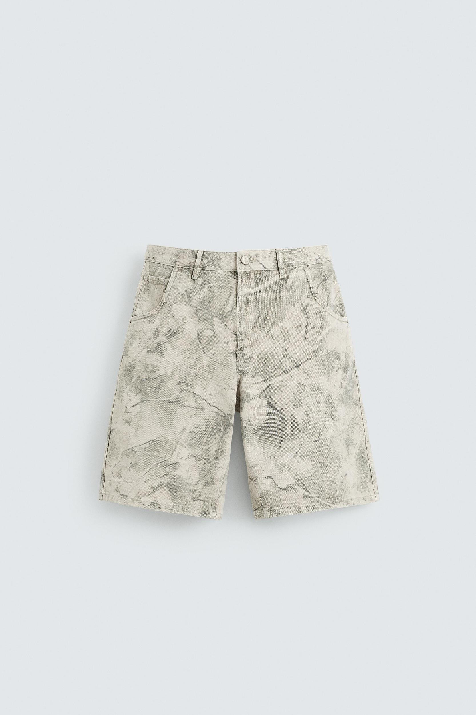 ABSTRACT PRINT RELAXED FIT BERMUDA SHORTS Product Image