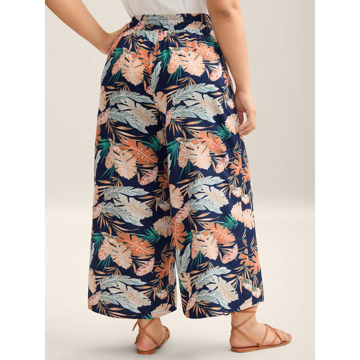 Plus Size Tropical Leaf Print Wide-Leg Pants Women Indigo Resort Wide Leg Mid Rise Vacation Pants BloomChic 22-24/3X Product Image