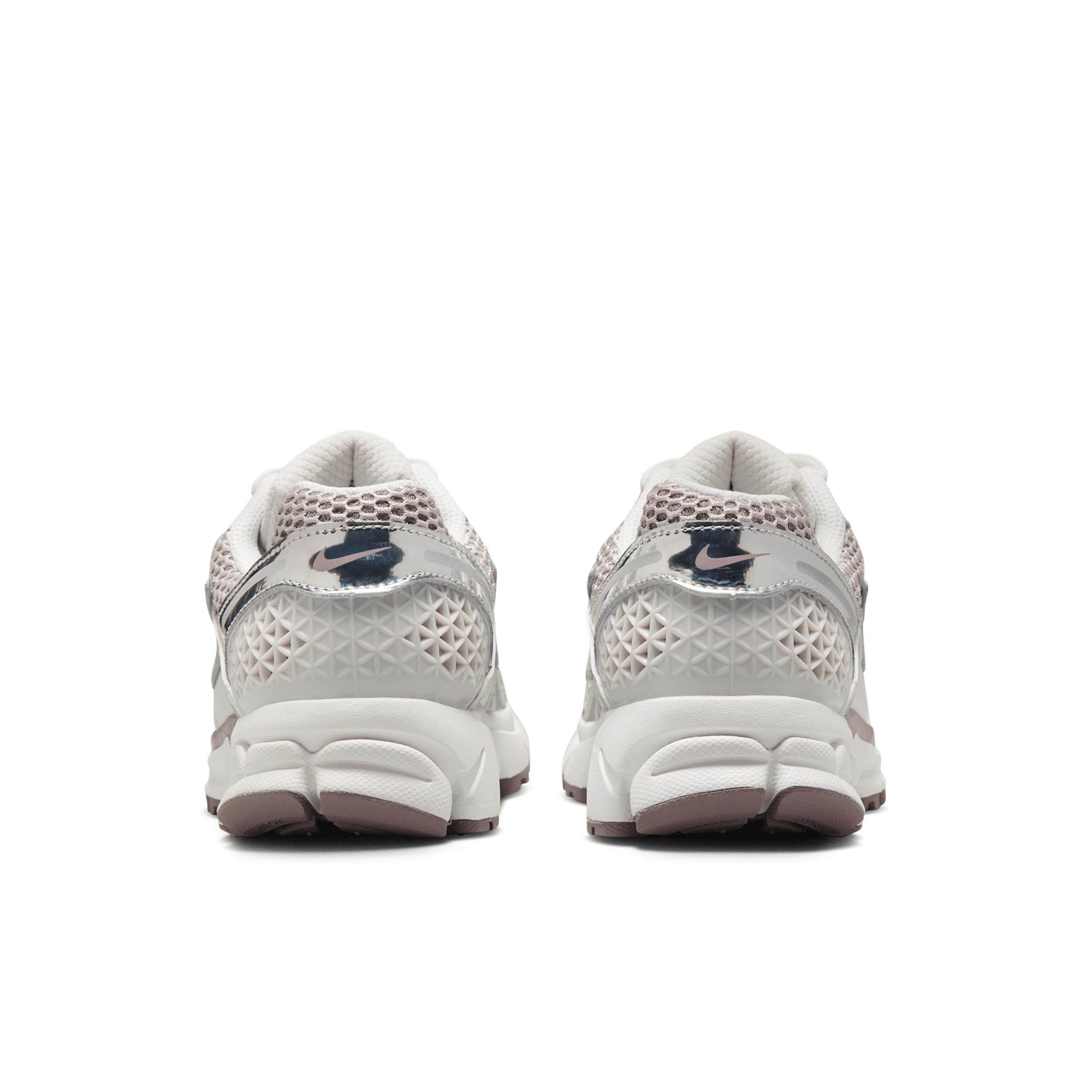 Nike Womens Zoom Vomero 5 Shoes with Reflective Accents | FJ2028-104 Product Image
